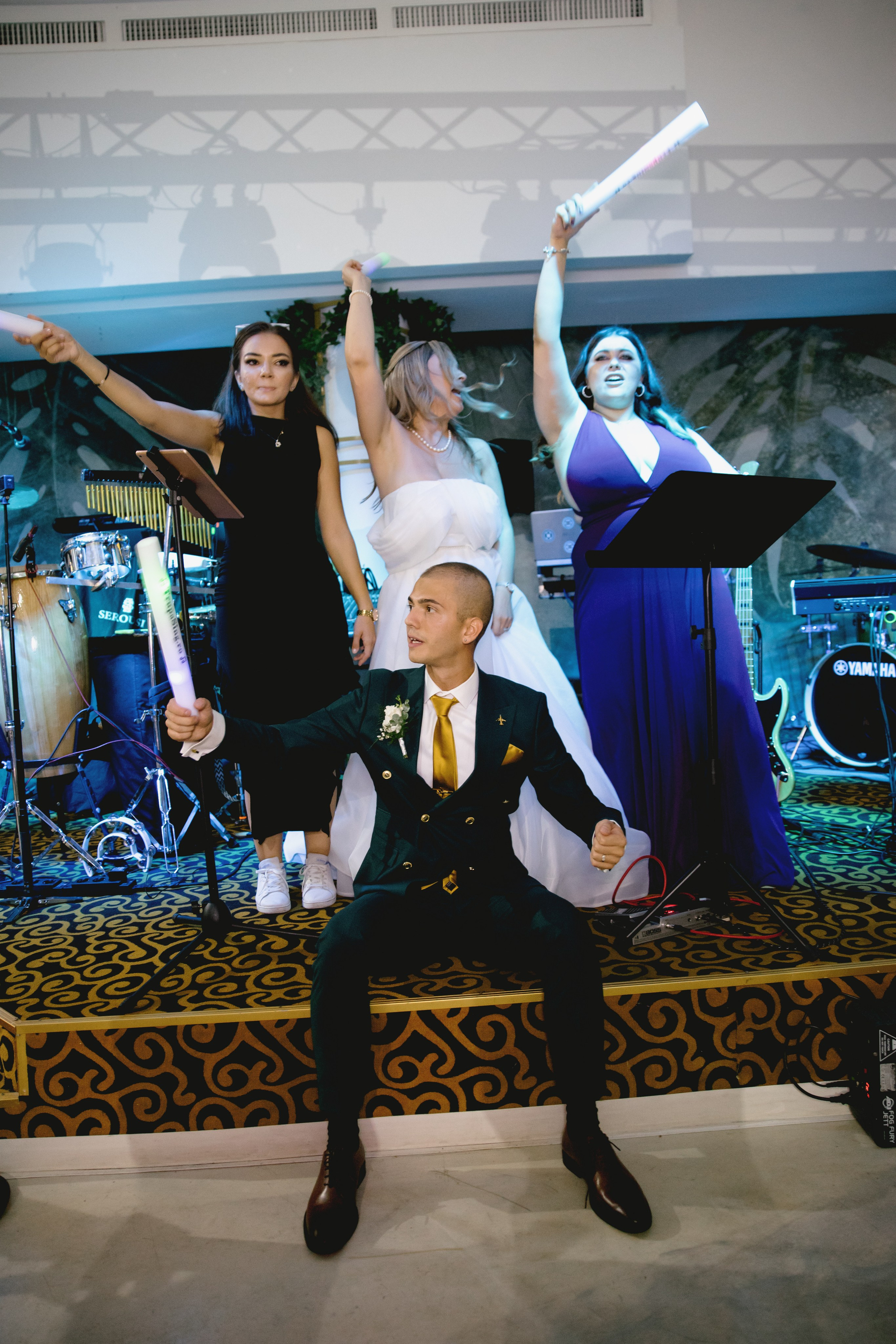 Bianca & Mihnea Pitesti. MDimaFotoStudio. Fotograf de nuntă, evenimente private și de familie