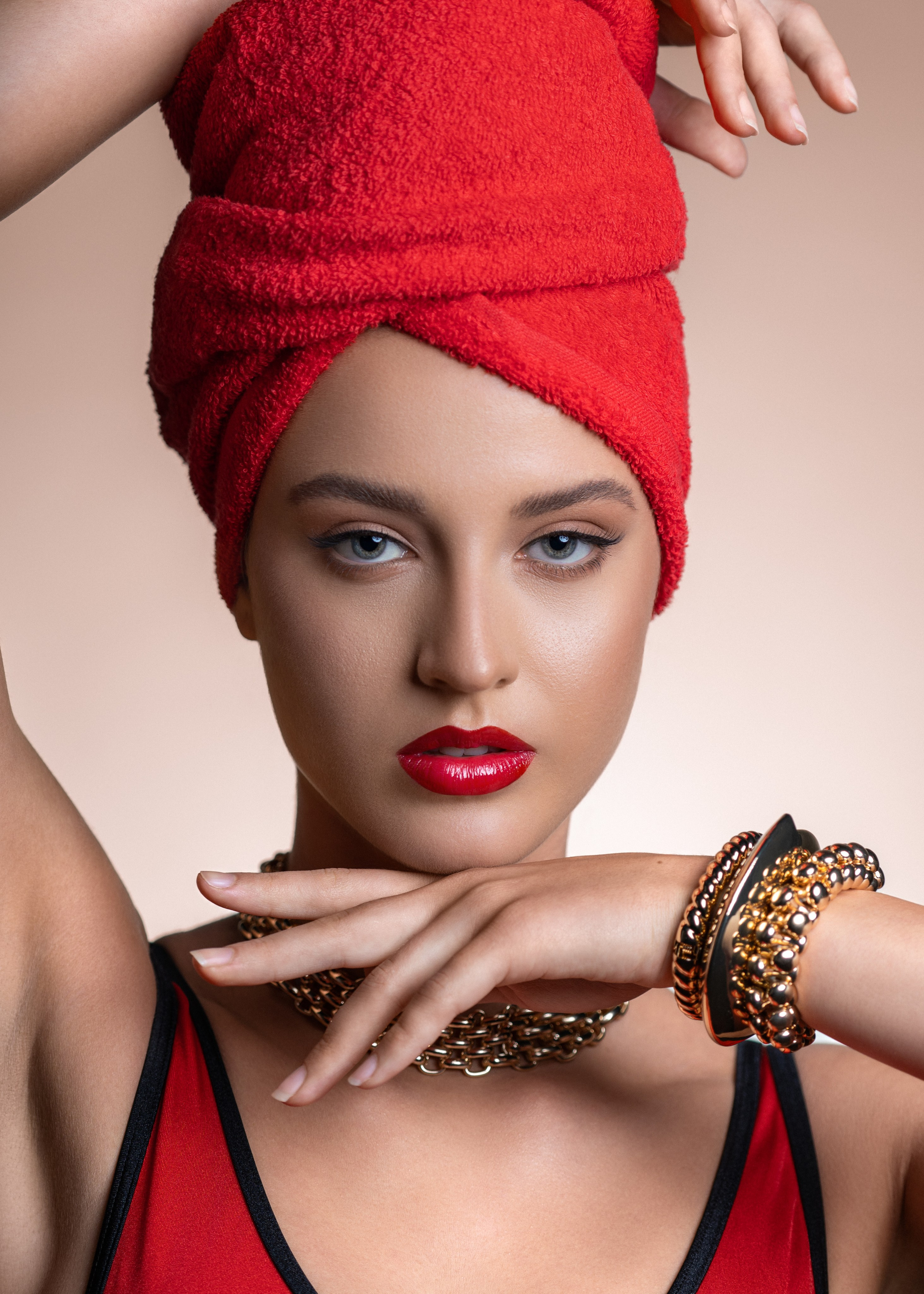 Fashion & Portrait. Anna, Fotografin aus Wien, Österreich. Ich fotografiere in folgenden Genres: Babybauch-, Familien-, Mode- und Weihnachtsfotografie