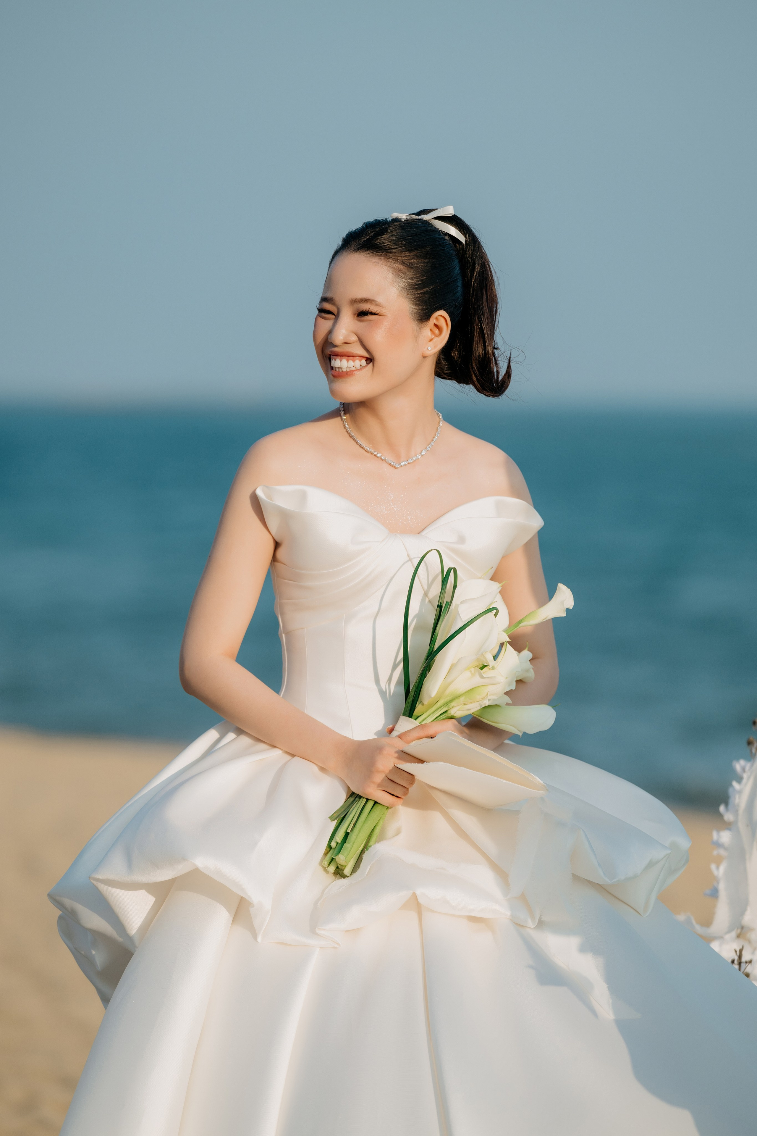 DIEU & THINH/Destination Wedding. Nhiếp ảnh gia đám cưới hàng đầu tại Thành Phố Hồ Chí Minh