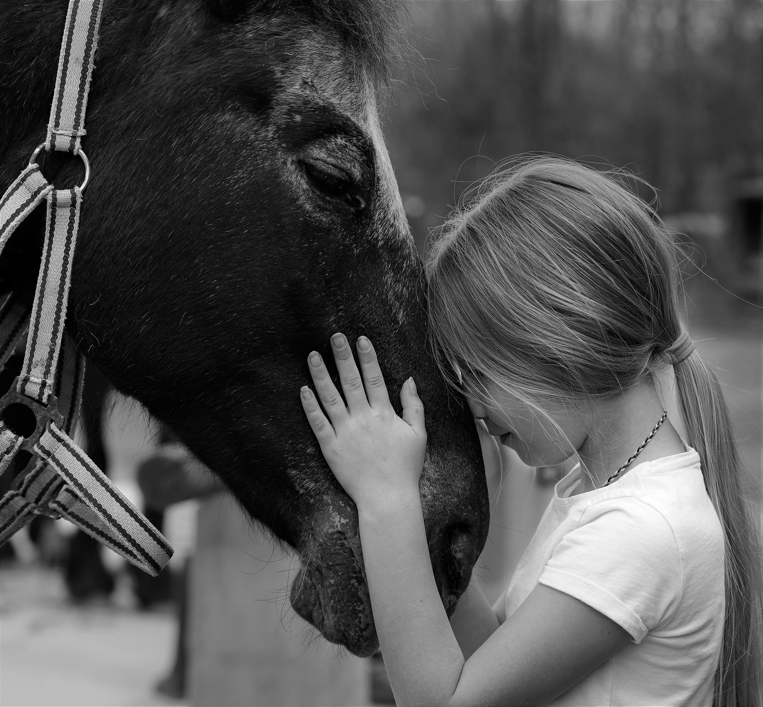 Black & White. Wedding-Family photographer, South of France–Paris, Valentina Acrement