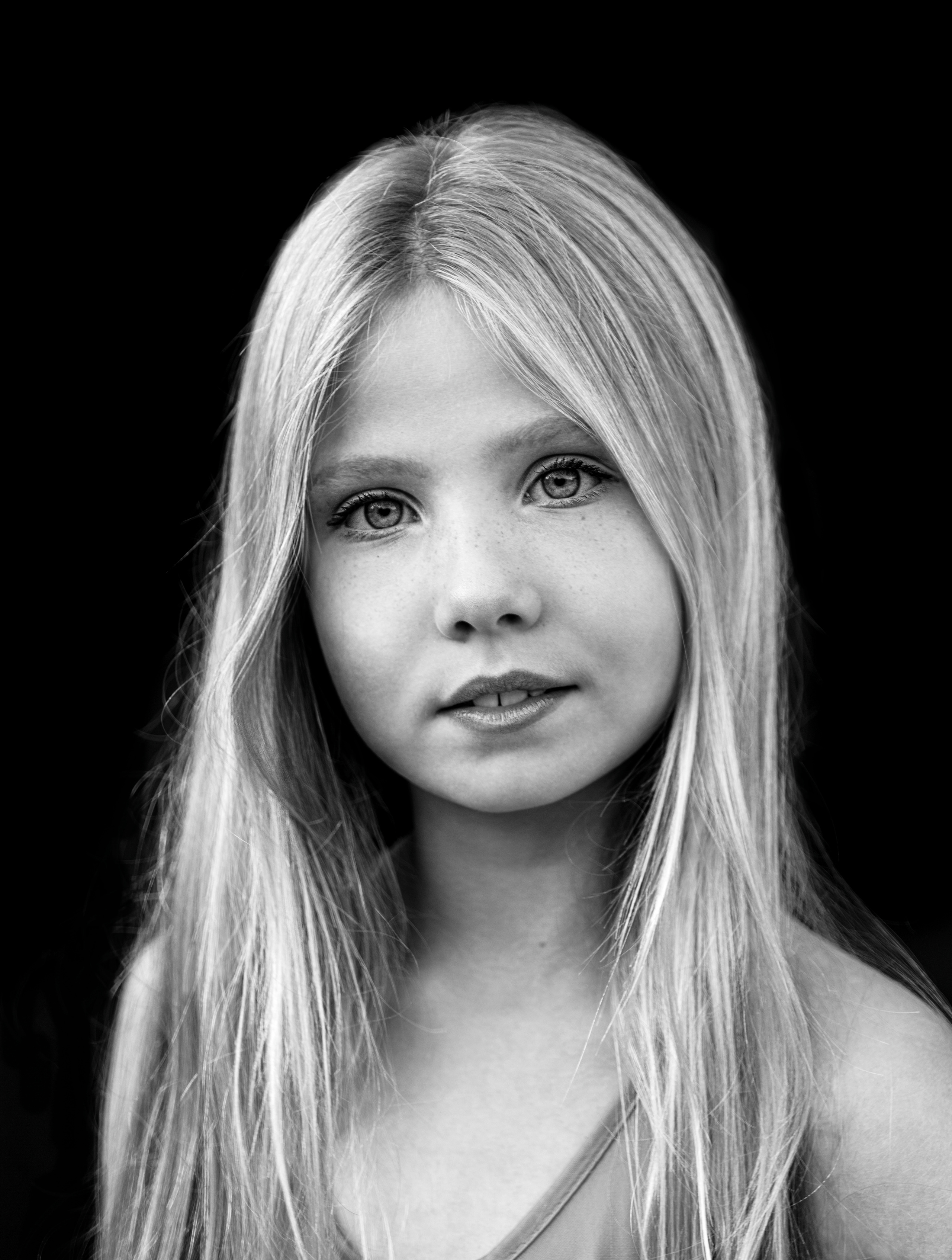 Black & White. Wedding-Family photographer, South of France–Paris, Valentina Acrement