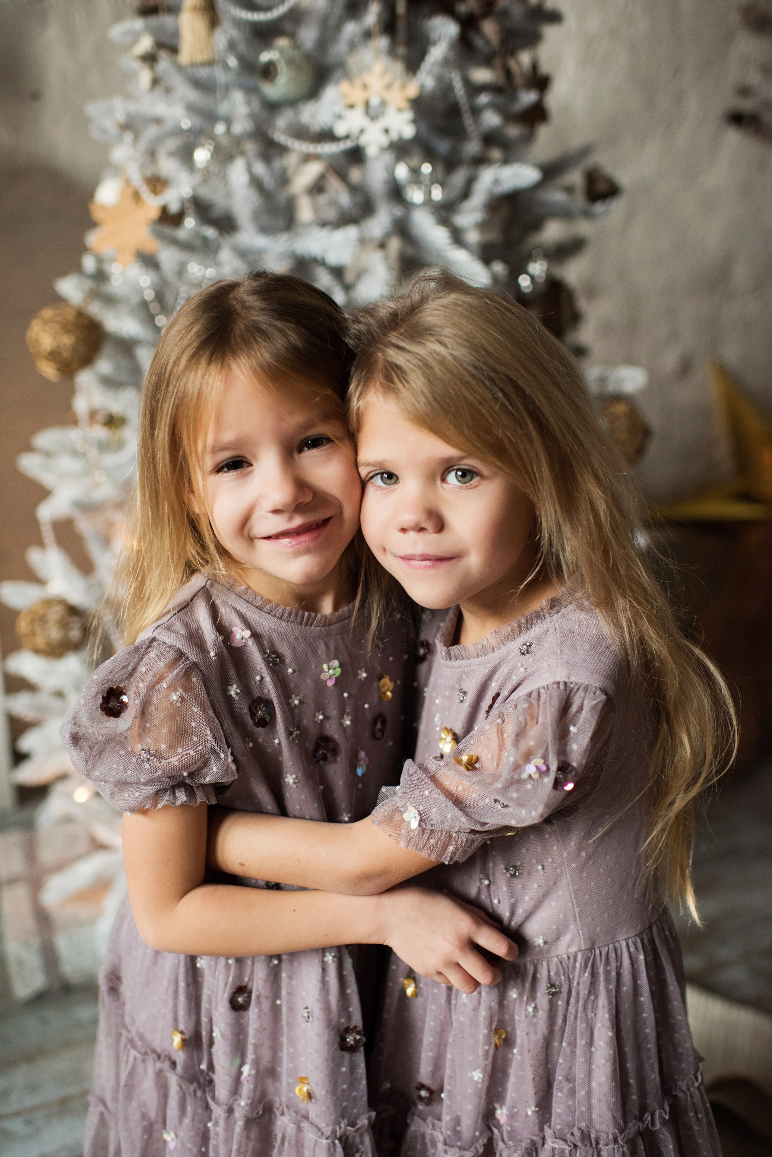 Christmas story. Newborn, pregnancy, family photographer in New Jersey