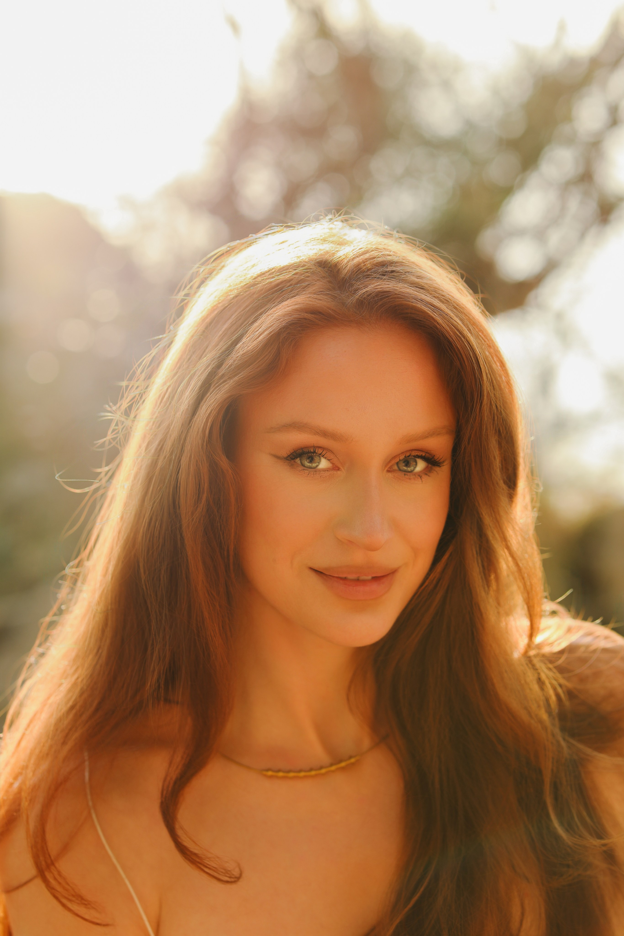 Bridal Morning in Montenegro | Wedding Preparation Photos. Destination Wedding Photographer in Montenegro & Europe — Valeriya Komar