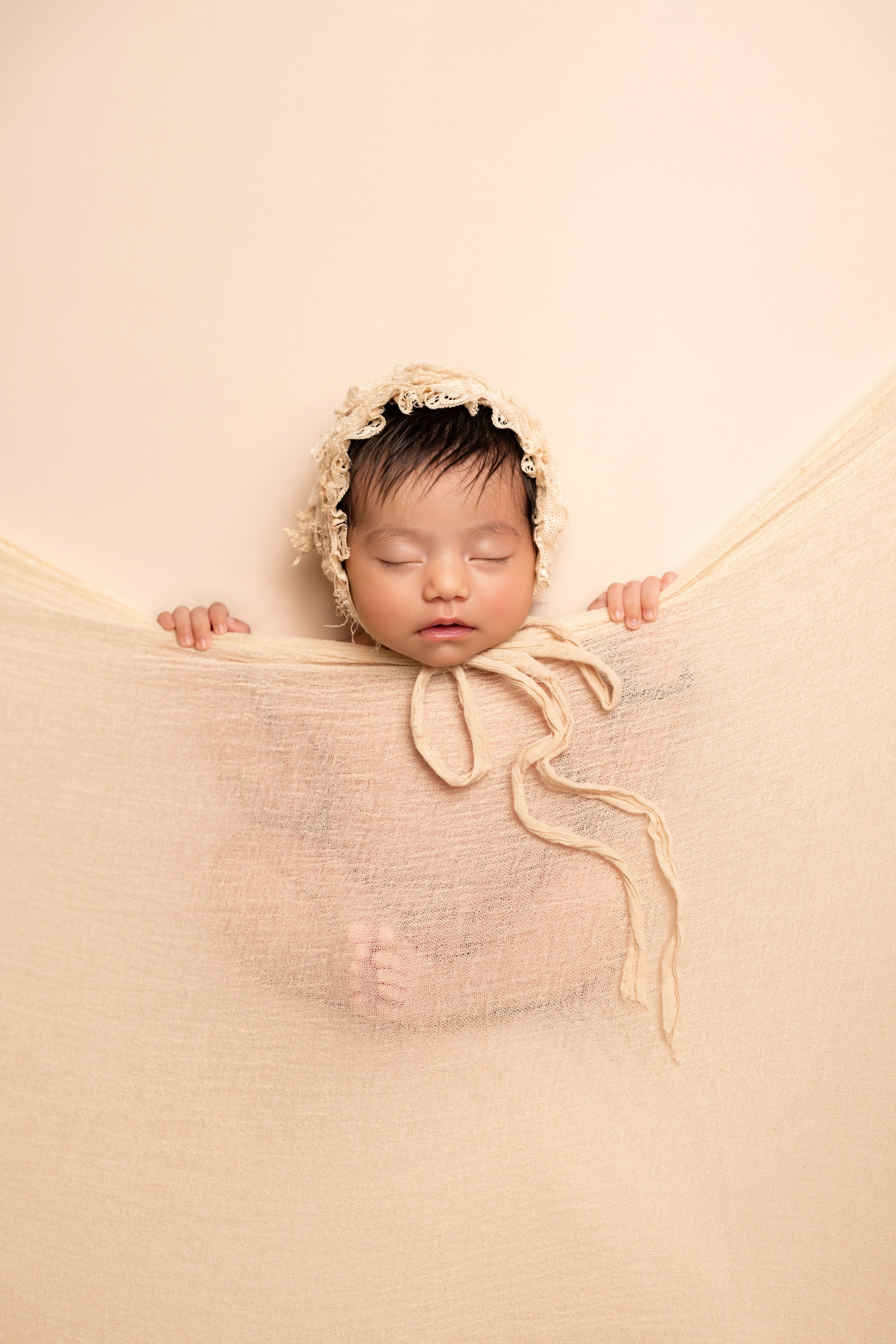 Newborn. Newborn photographer Sacramento