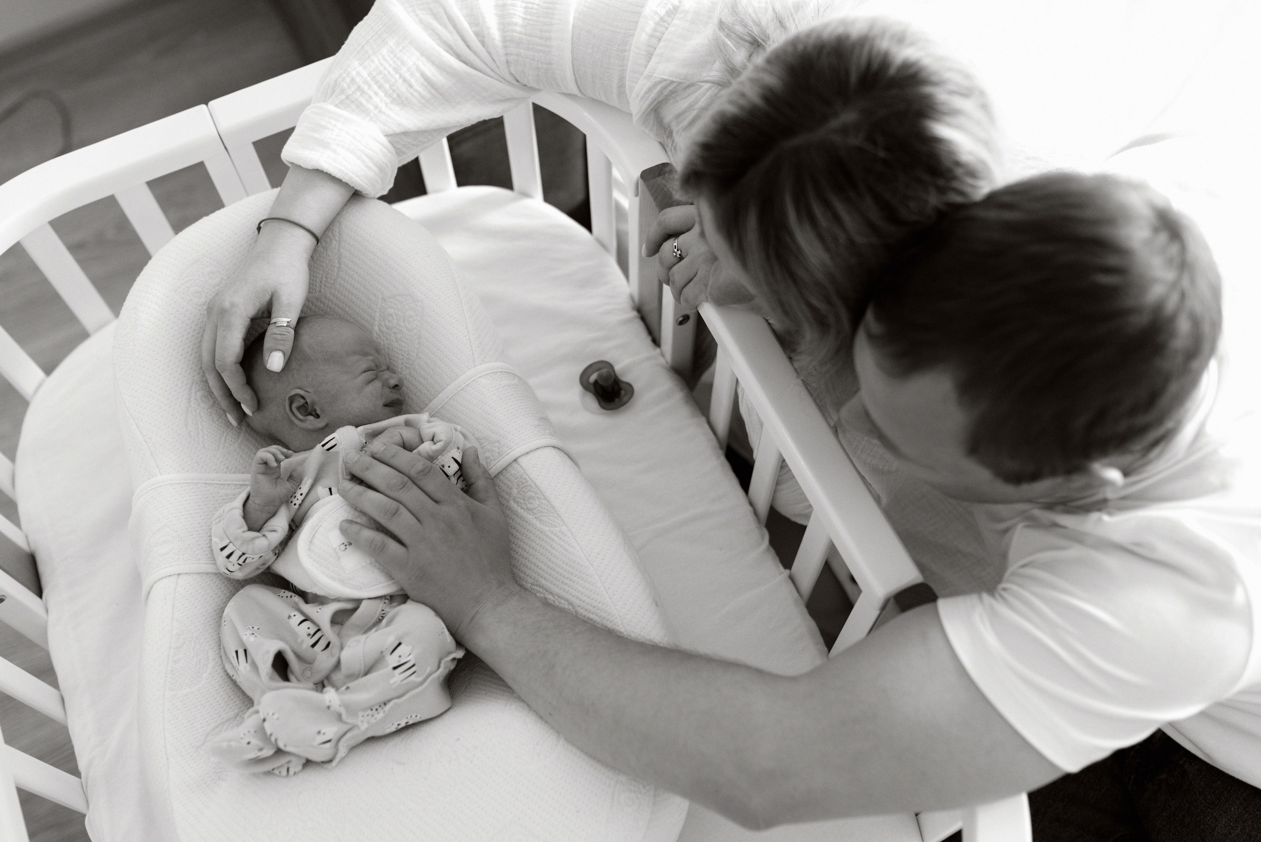 Lifestyle. In-home newborn photography Raleigh & area Katya Kulikova