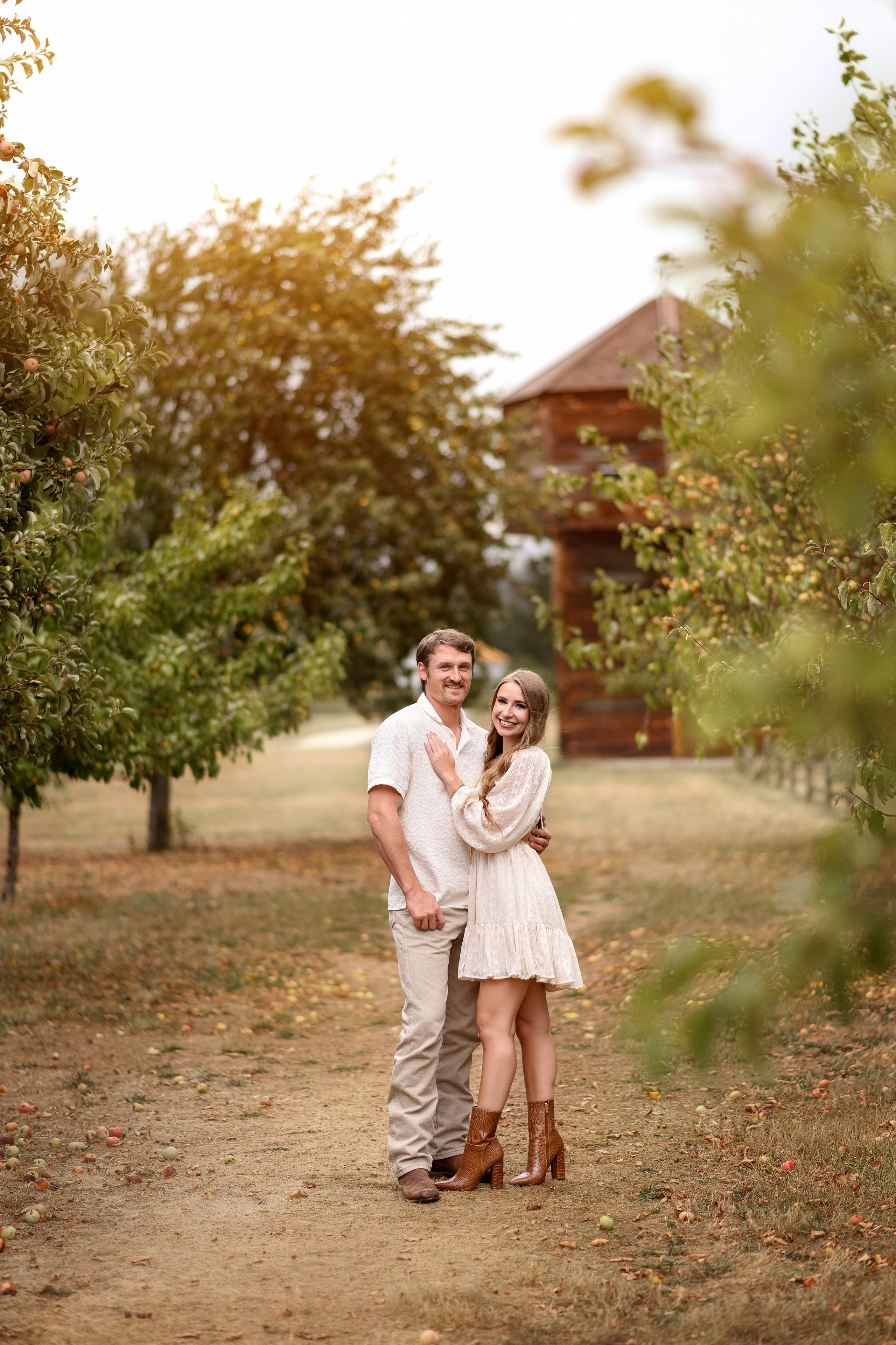 Romantic Couple Session Portland OR | Love Story. Alena Tau | Wedding & Family Photographer Vancouver WA and Portland OR