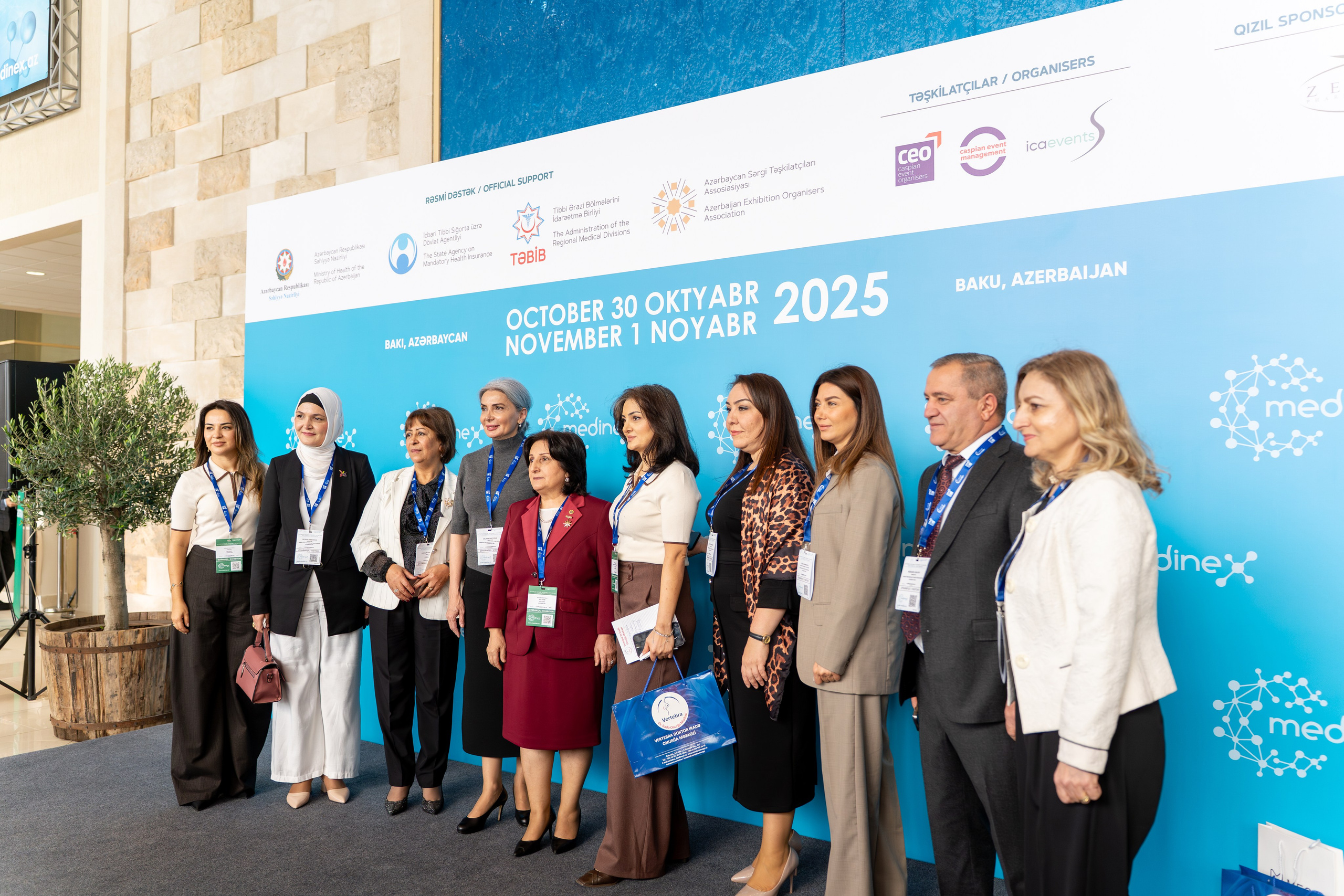 Medinex Az. Fotoqraf Vəli Məmmədov