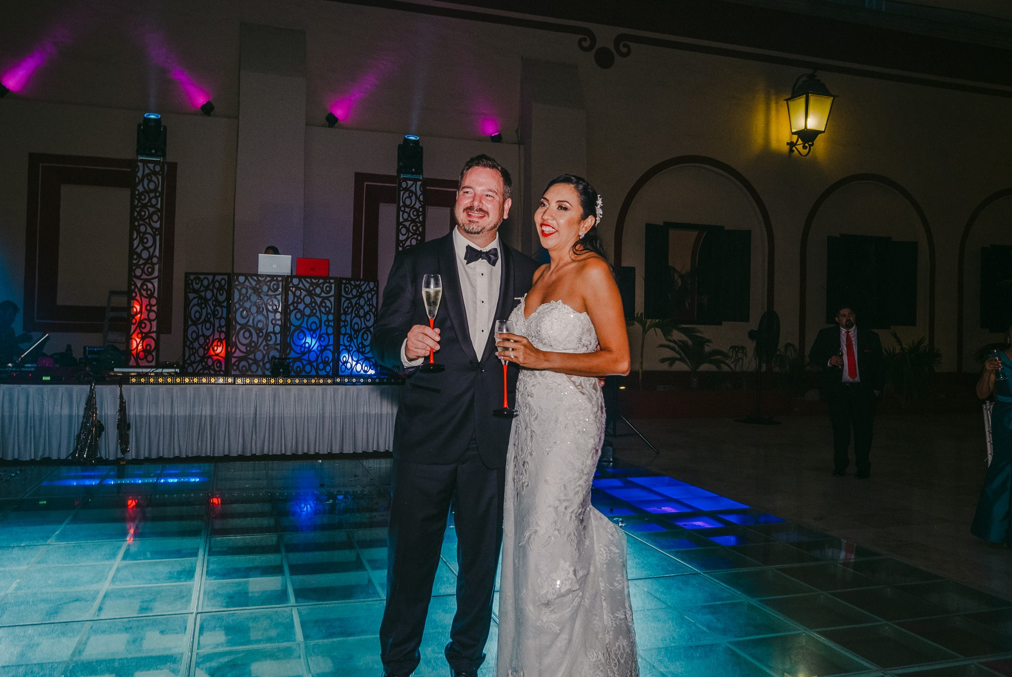 Yuri & Rob. Wedding and family photographer in Mexico City