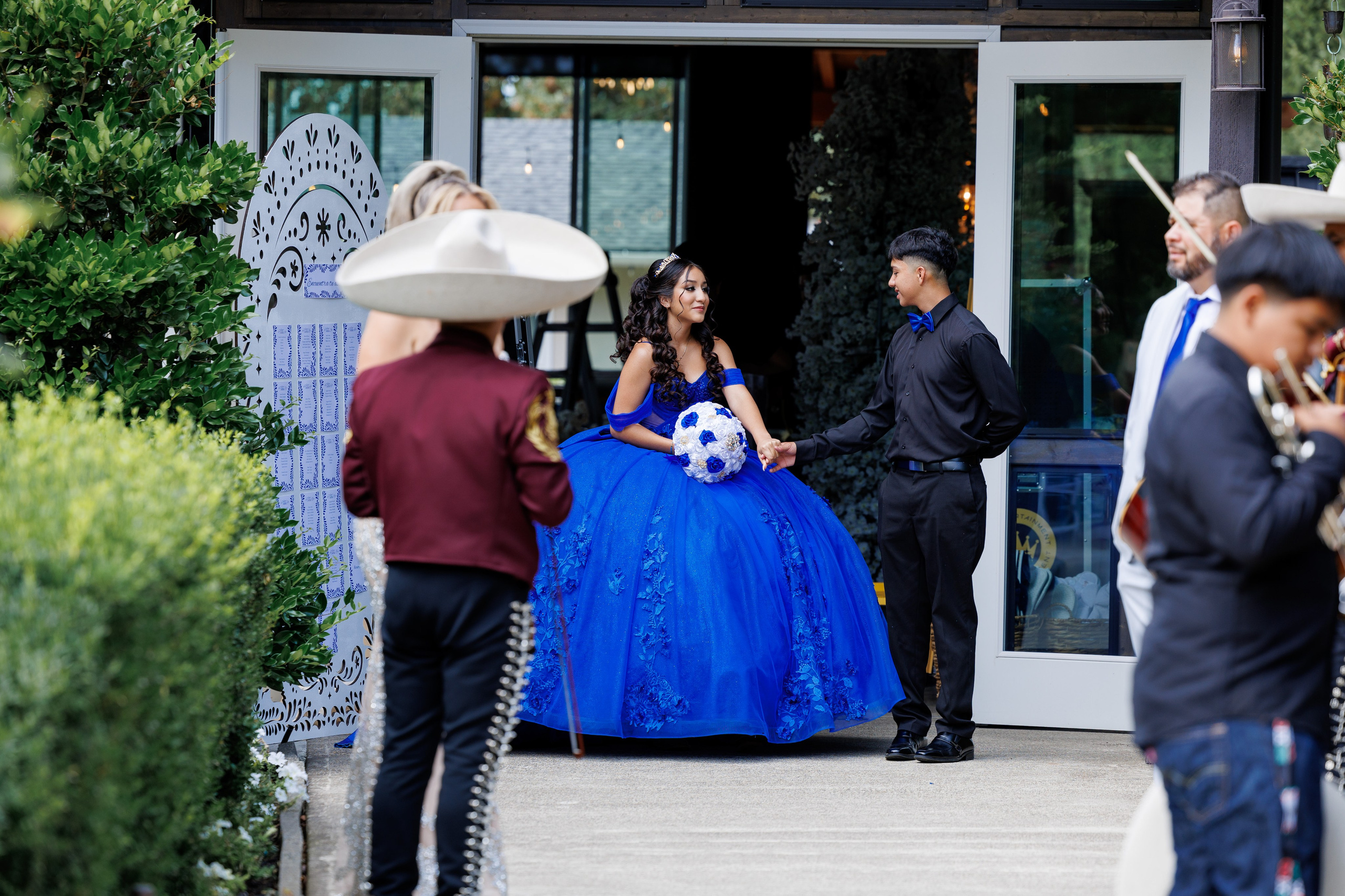 Marjorie XV. Hector Salazar Photography | Quinceanera, Wedding & Family Photographer in Oregon, and Washington