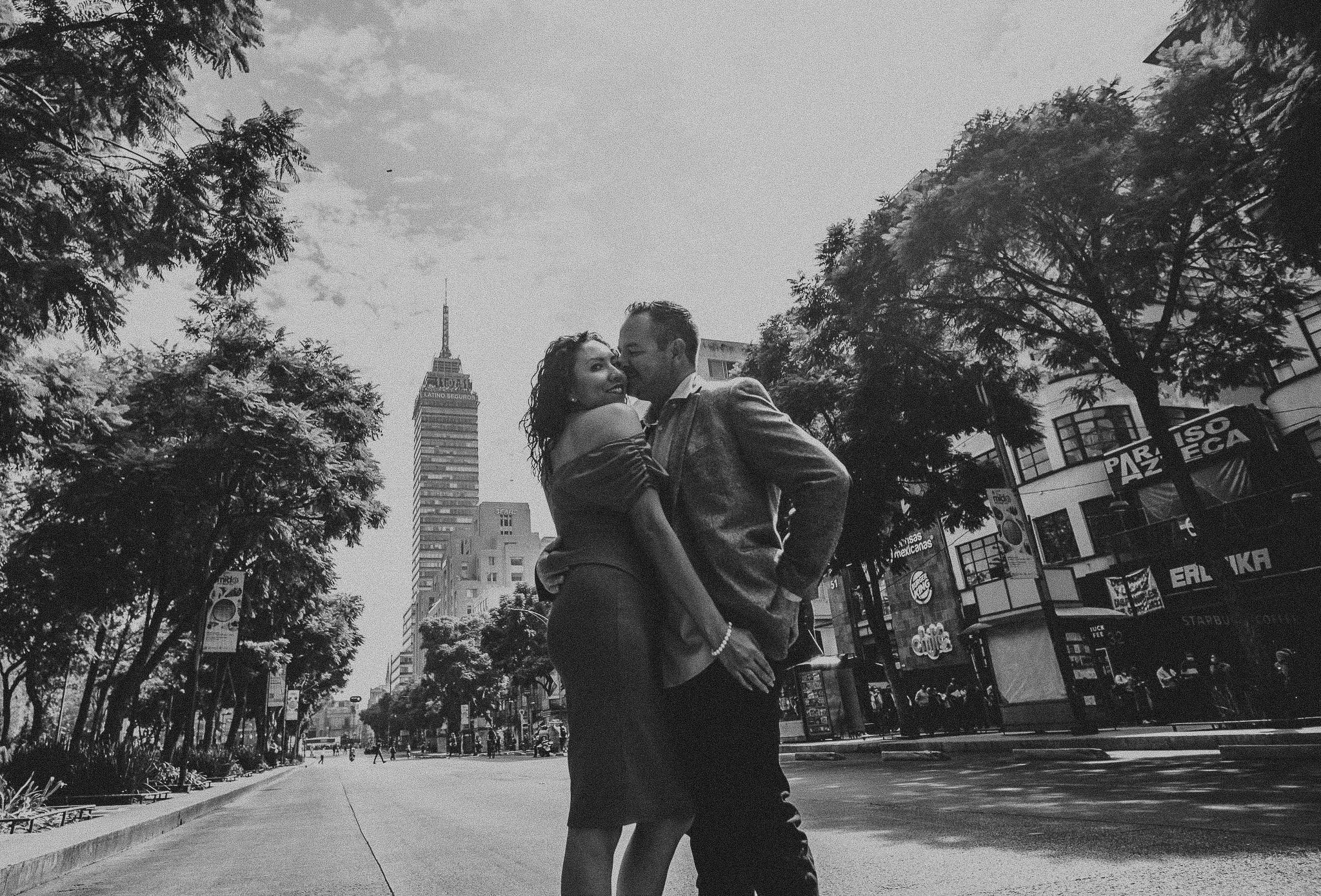 Yuri & Rob. Wedding and family photographer in Mexico City