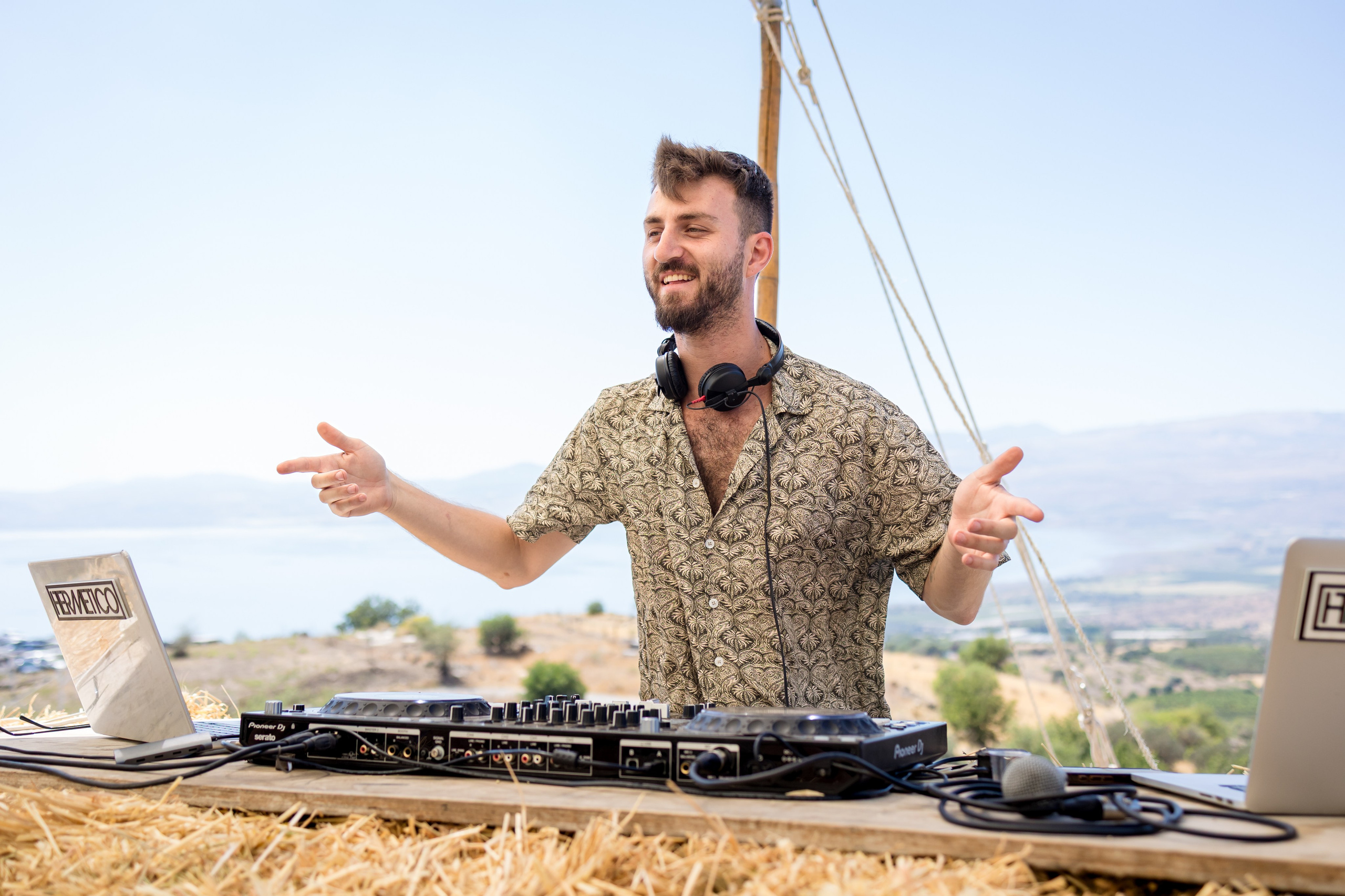 Omar & Nimrod. AMIR BUCHNIK PHOTOGRAPHER