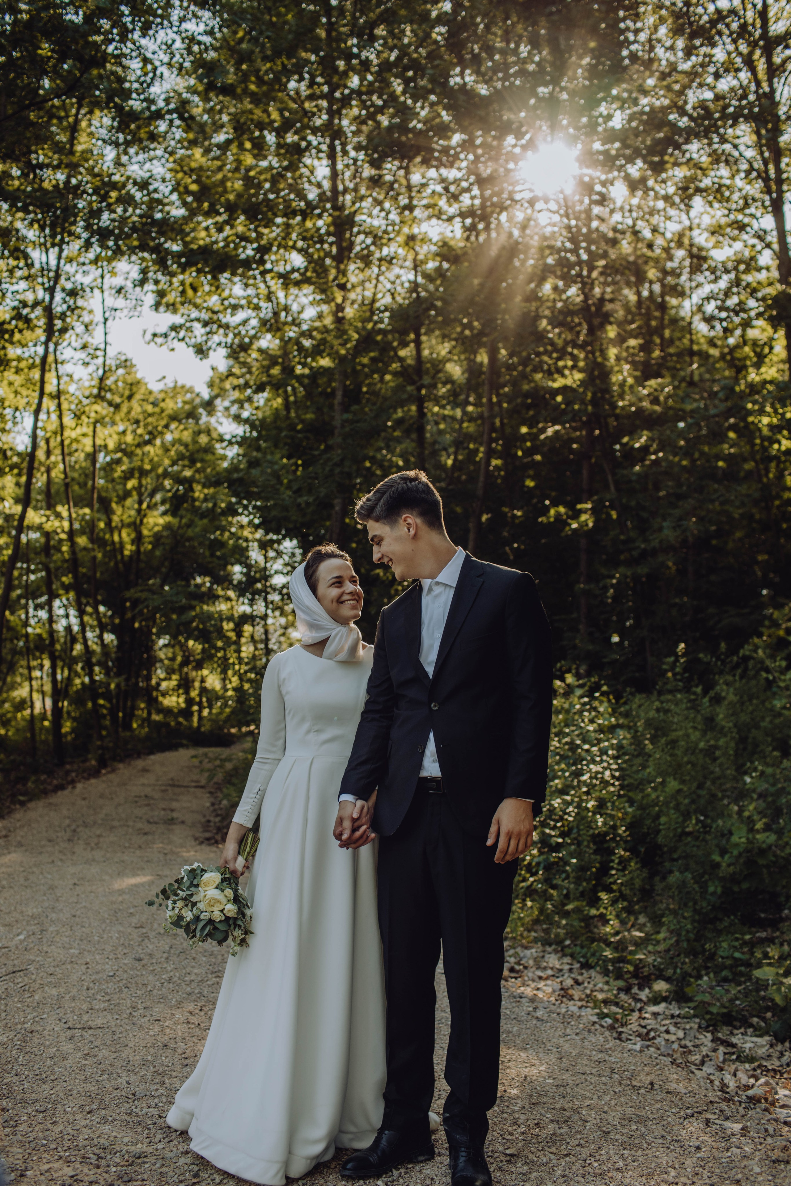 Darius & Alexandra. Wedding & couple photographer from Romania Rut Vetan