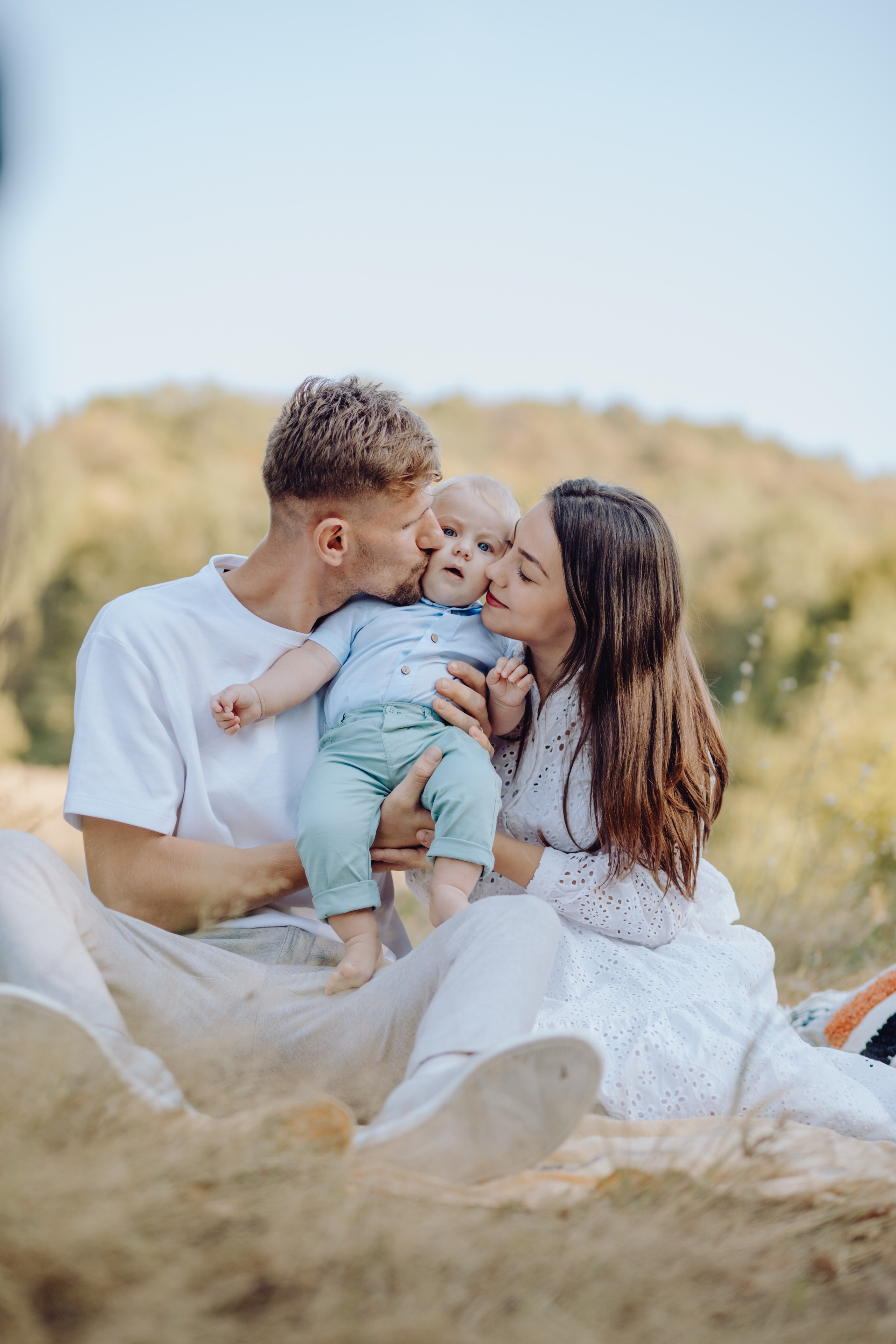 Beni & Adina. Wedding & couple photographer from Romania Rut Vetan