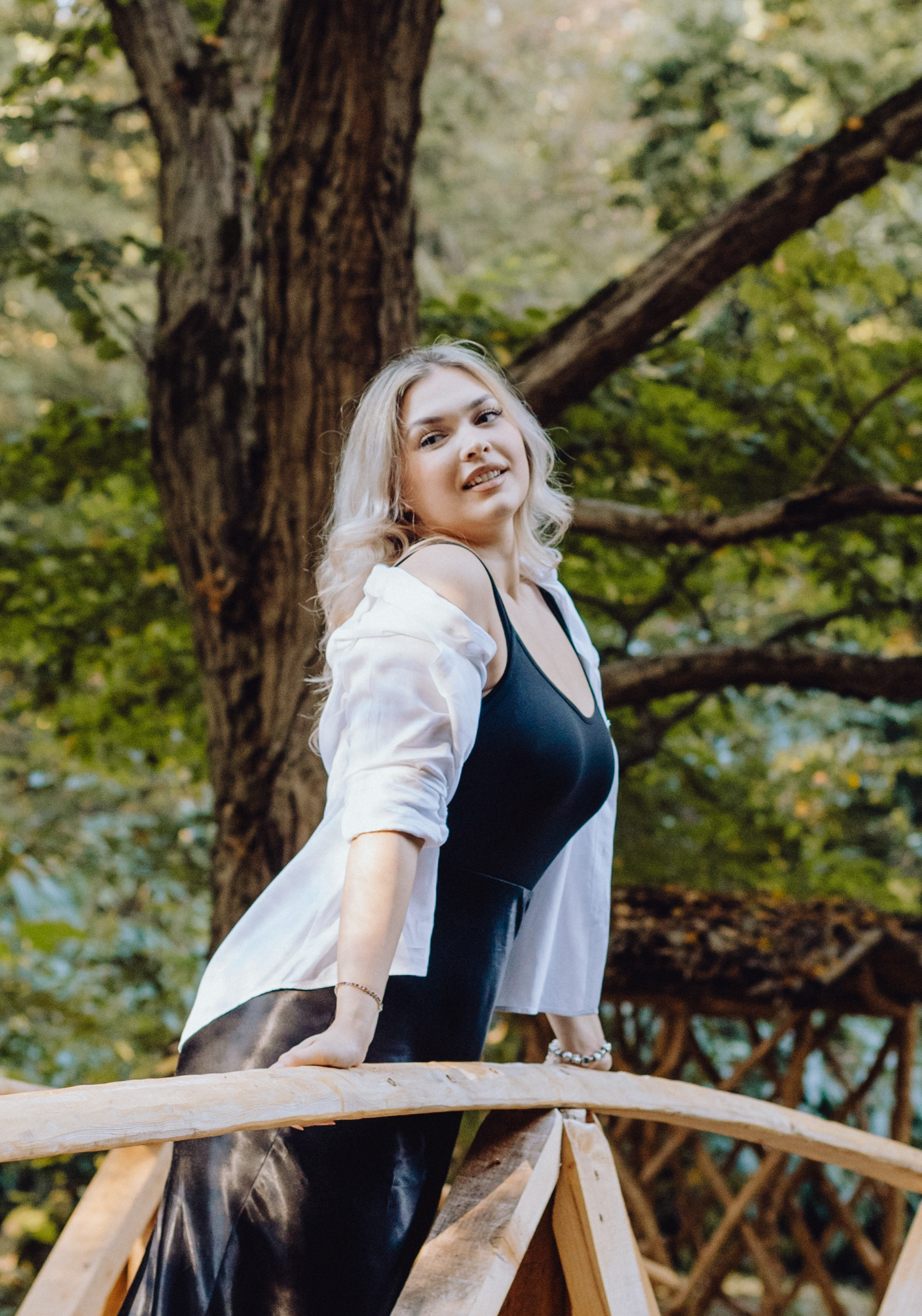 Robert & Alexandra. Wedding & couple photographer from Romania Rut Vetan