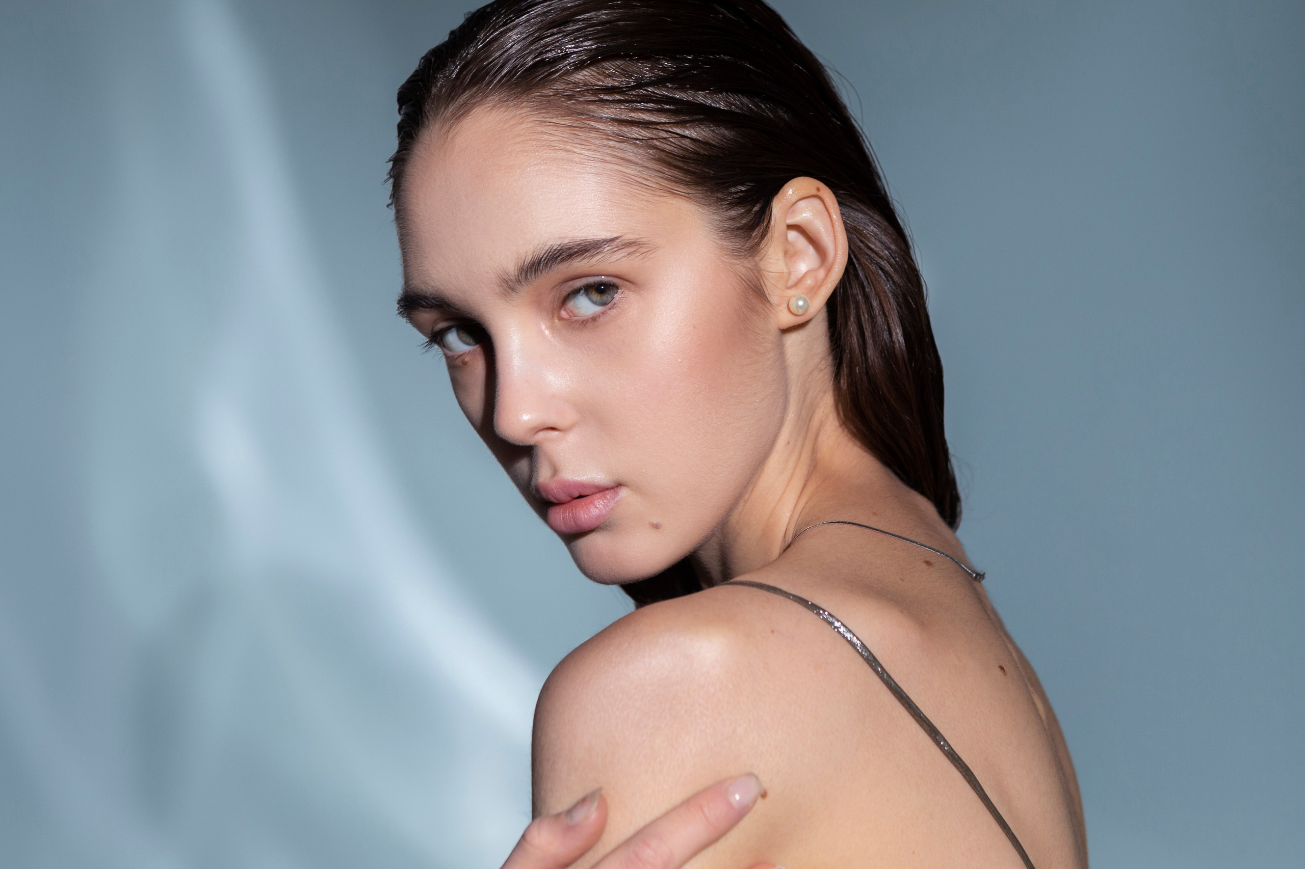 Ethereal “Underwater” style editorial photoshoot in NYC. Alice Bell — Wedding photographer in New York