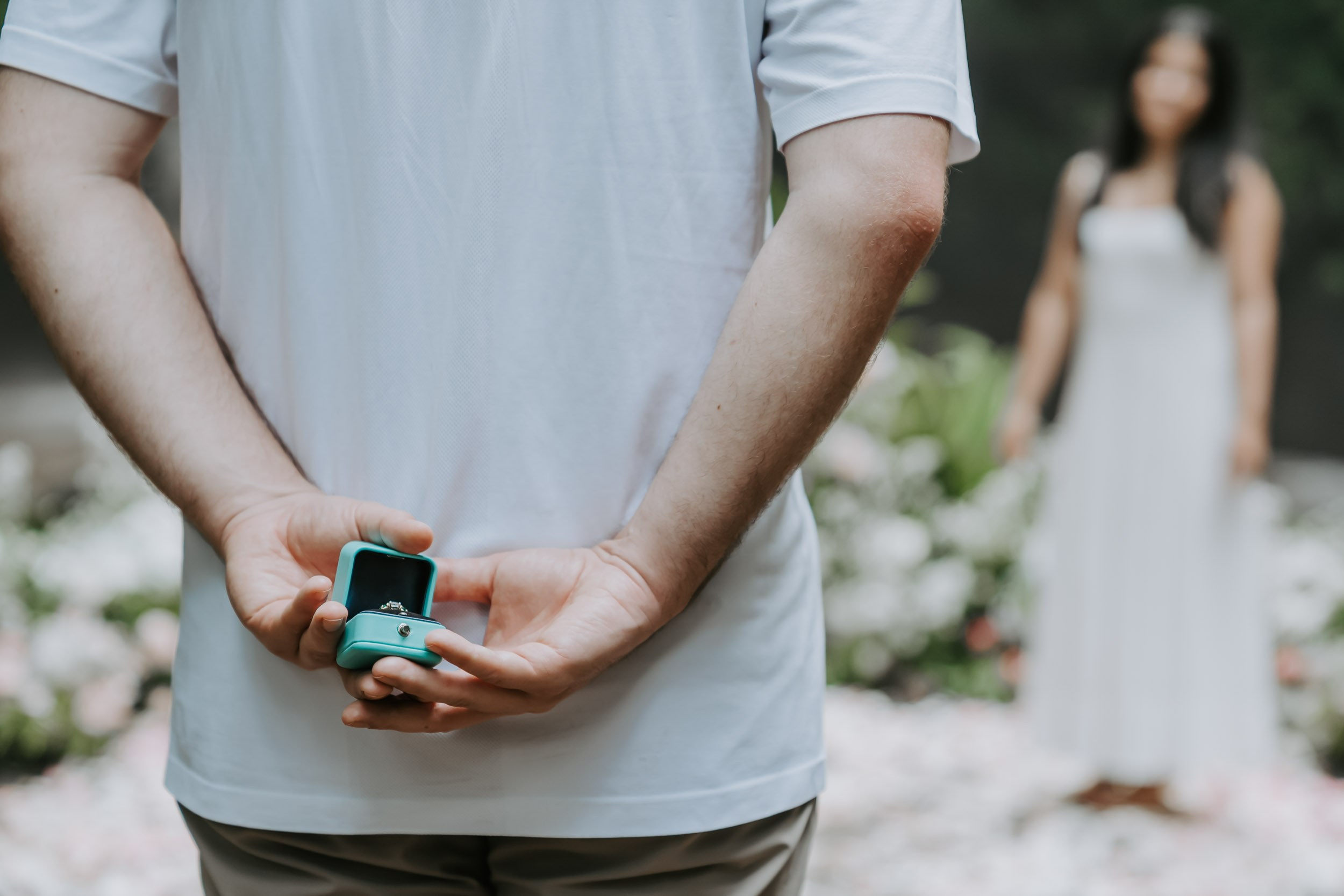 Marriage Proposal. Female Photographer in Bali
