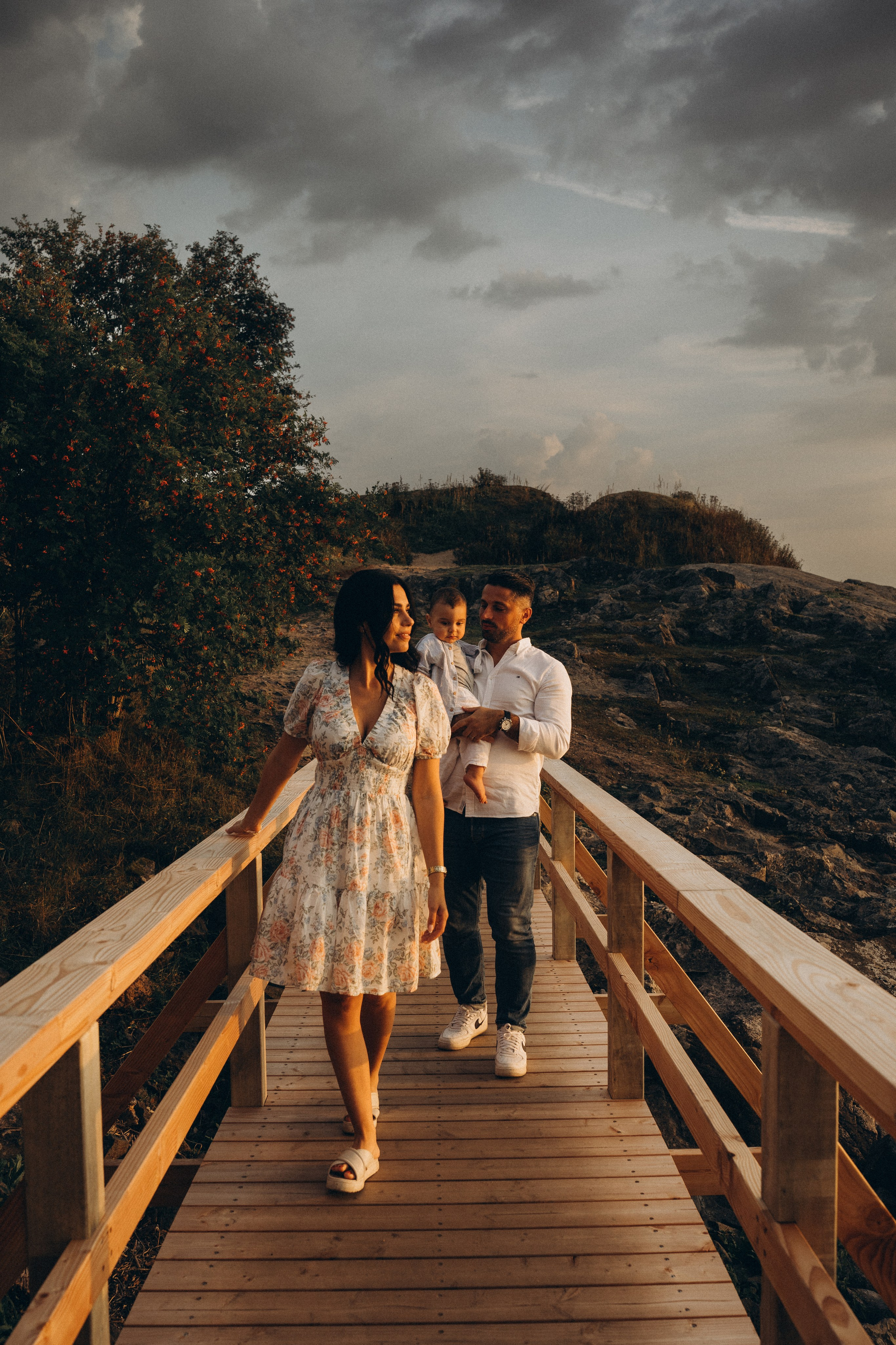 Summer. Wedding and potrait photographer in Helsinki Vickan O
