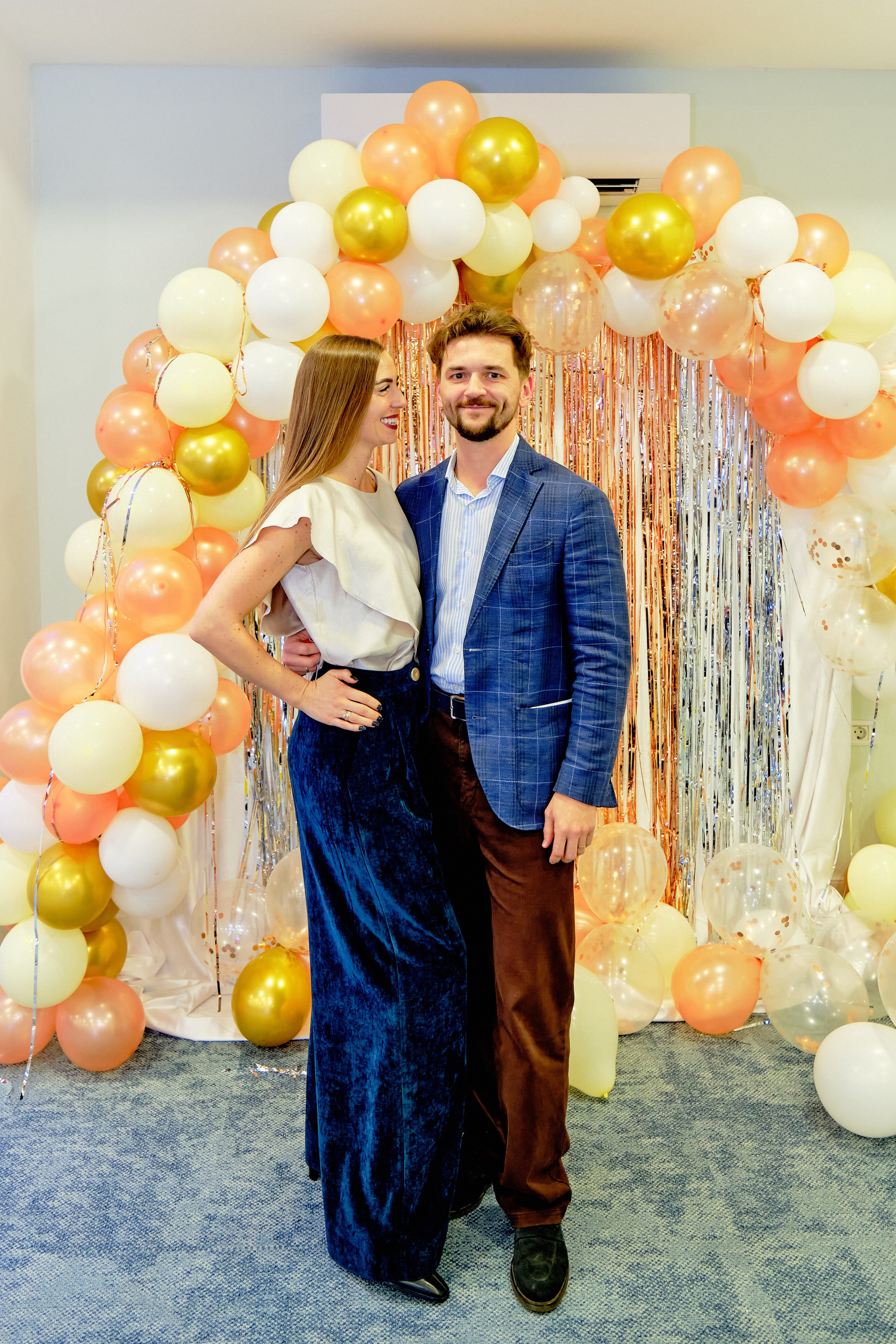 Фоторепортаж з благодійного Новорічного балу у Чорногорії. Портретний фотограф Альона Новгородцева