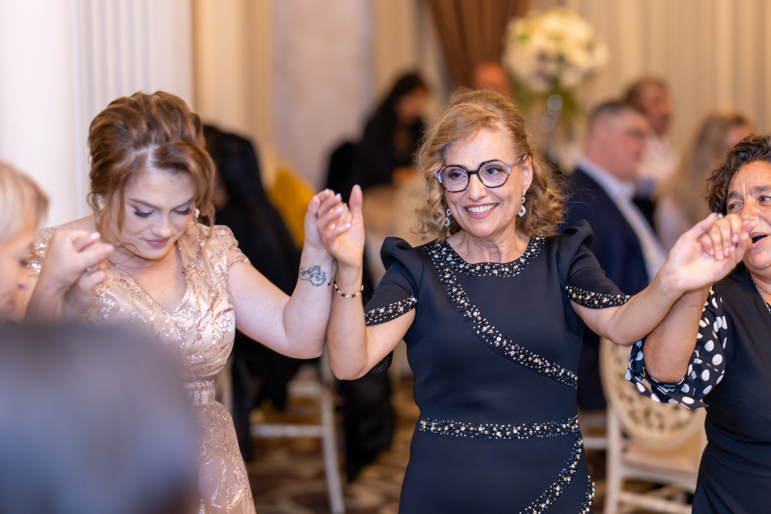 Andrei Sebastian. Moments By Gub