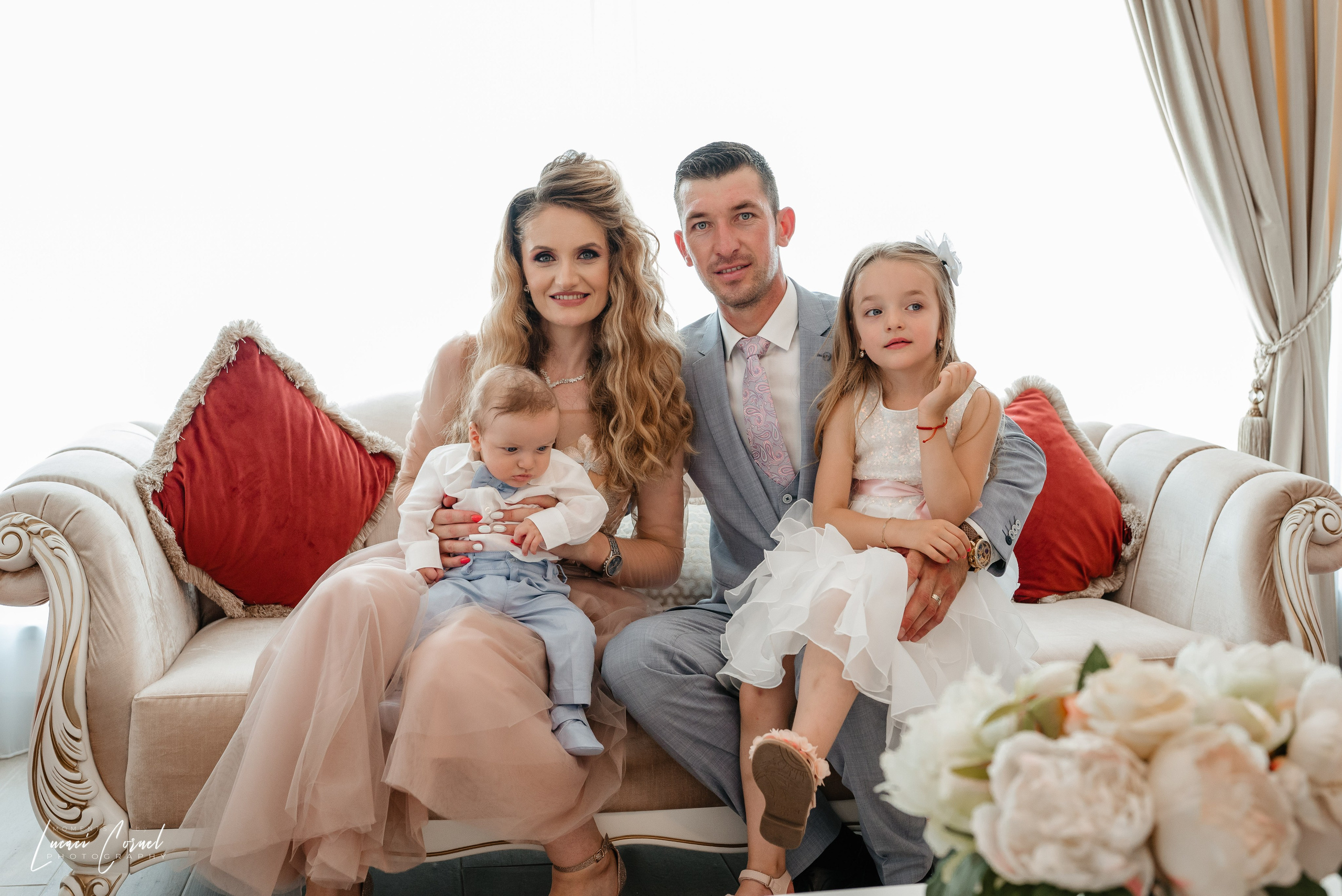 Familie – Amintiri de neuitat. Fotograf de nuntă, corporate, botezuri, majorate și aniversări Roman, Lucaci Cornel