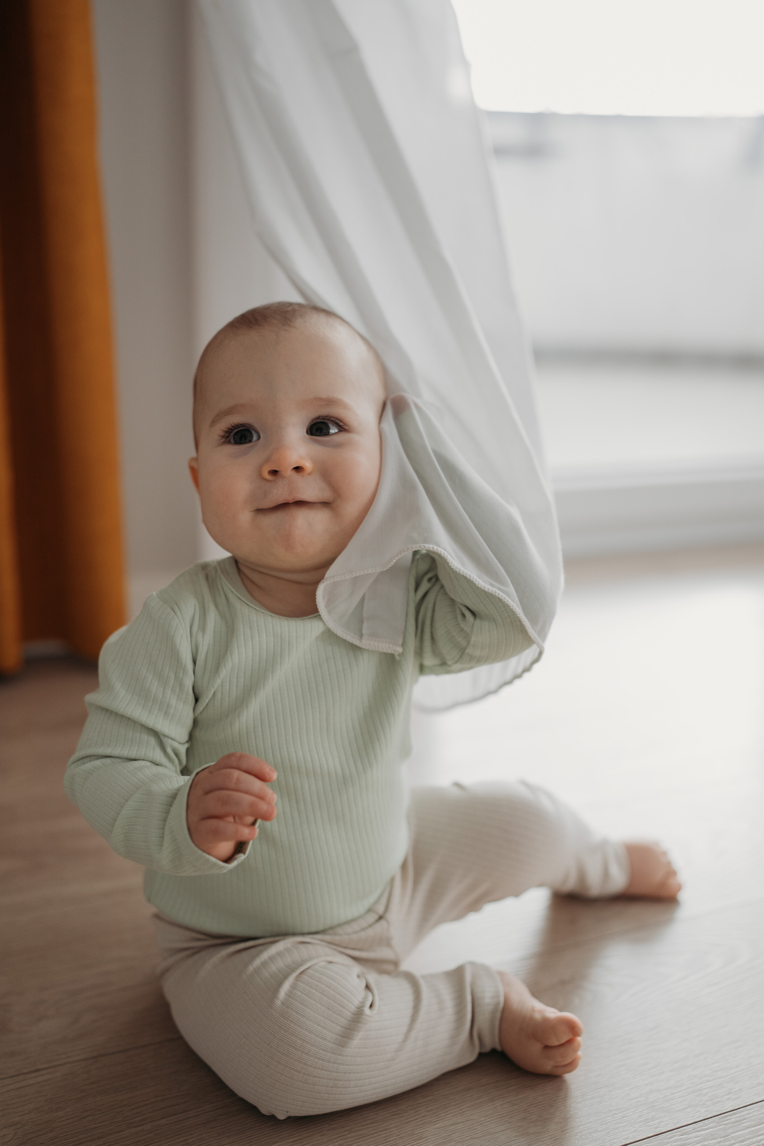 Настя, Саша, Даня и их родители. Фотограф новорожденных и детей первого года Евгения Михалькевич