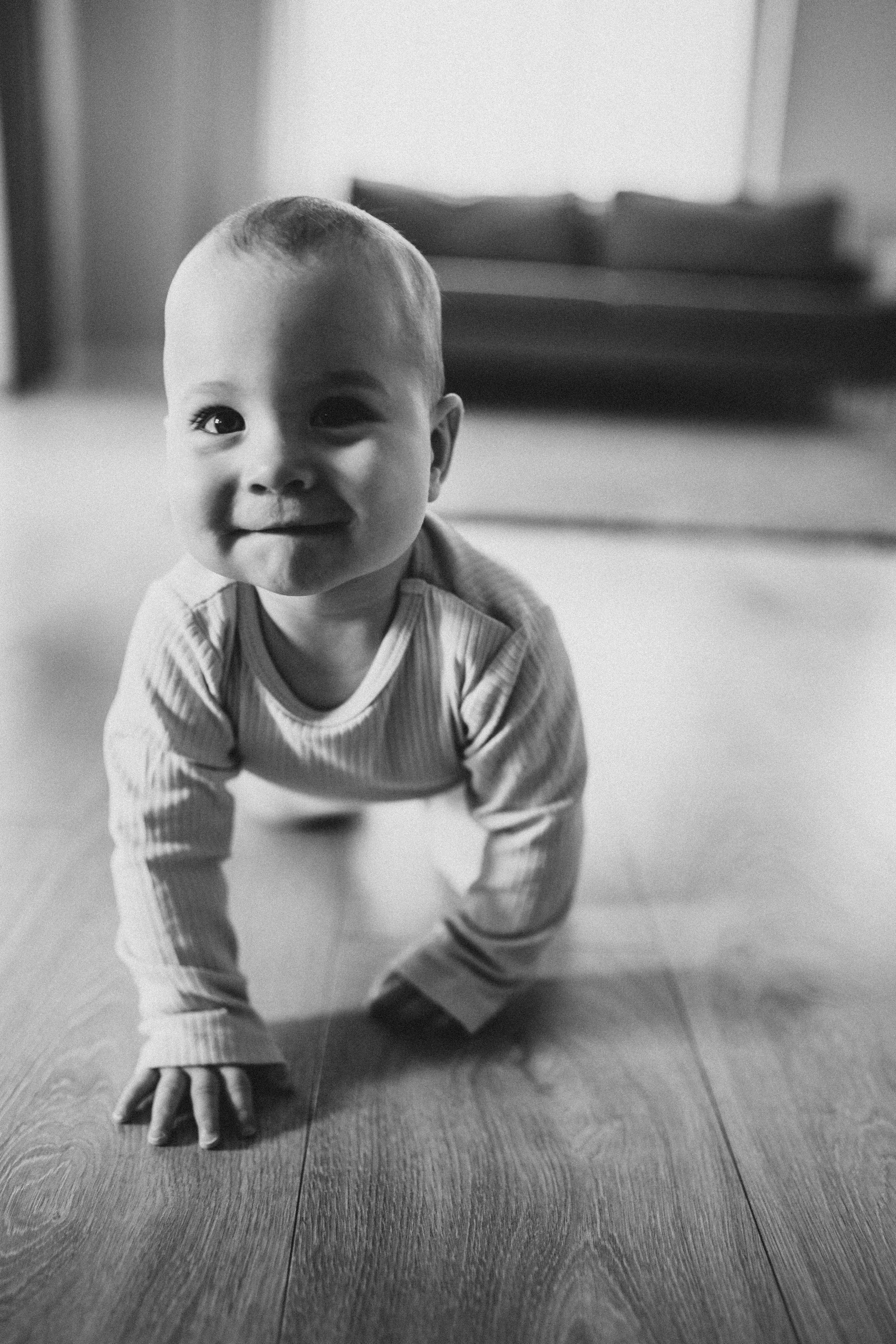 Настя, Саша, Даня и их родители. Фотограф новорожденных и детей первого года Евгения Михалькевич