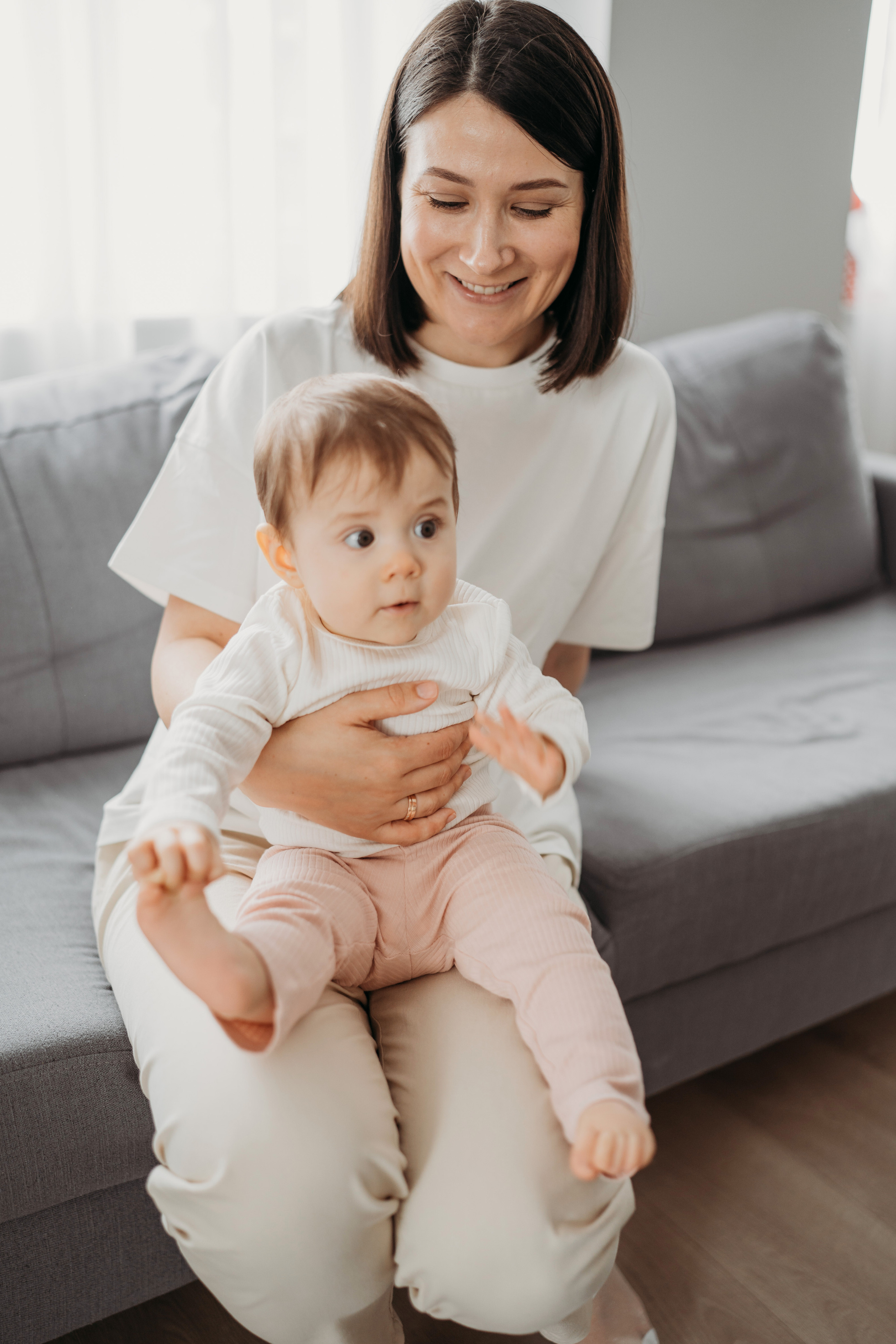 Настя, Саша, Даня и их родители. Фотограф новорожденных и детей первого года Евгения Михалькевич