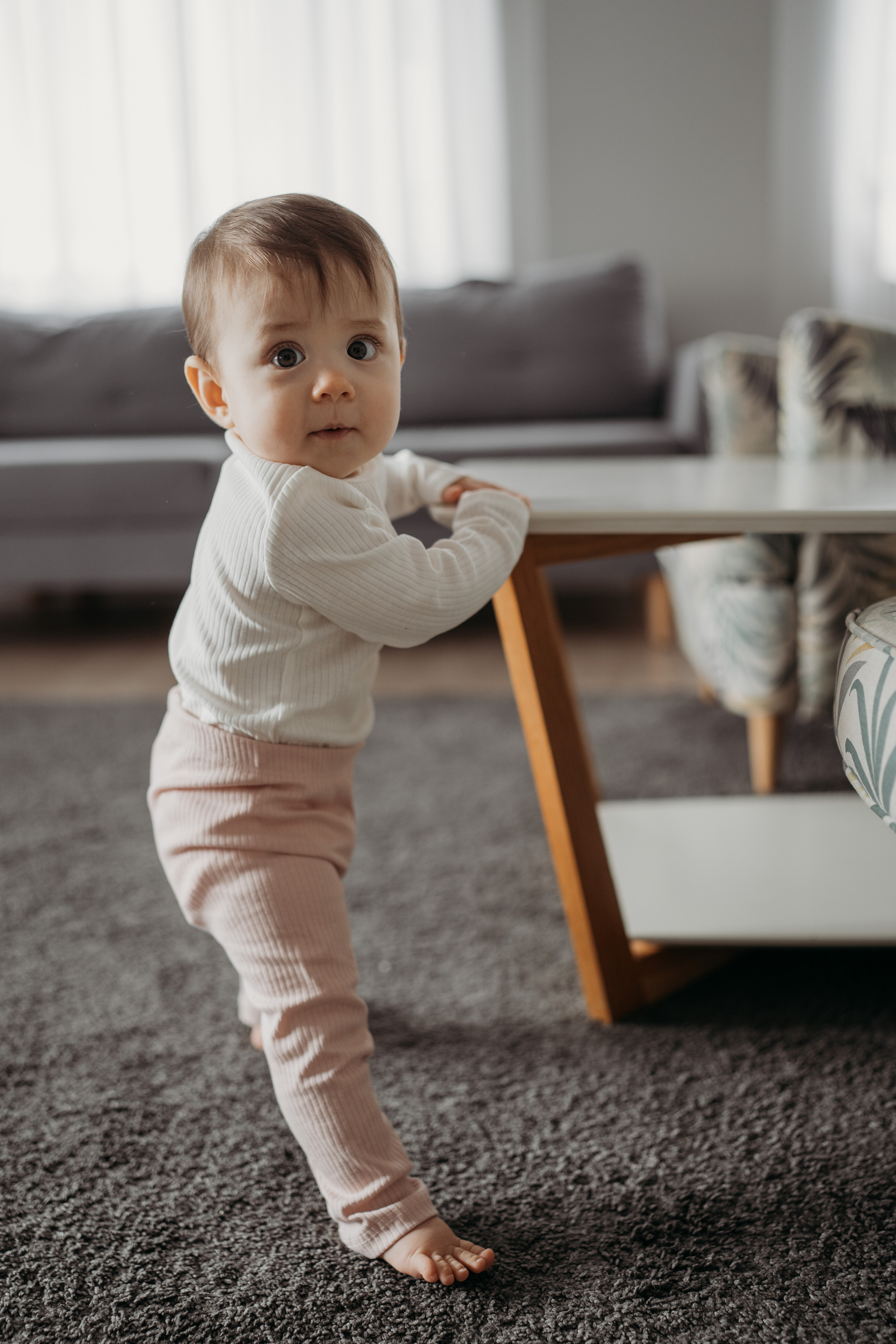 Настя, Саша, Даня и их родители. Фотограф новорожденных и детей первого года Евгения Михалькевич