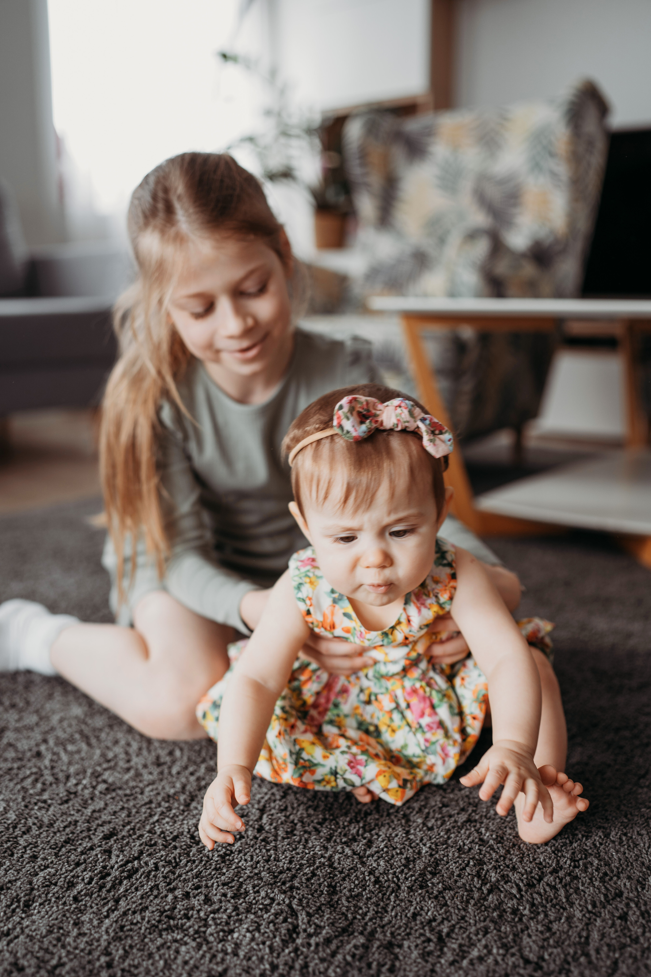 Настя, Саша, Даня и их родители. Фотограф новорожденных и детей первого года Евгения Михалькевич