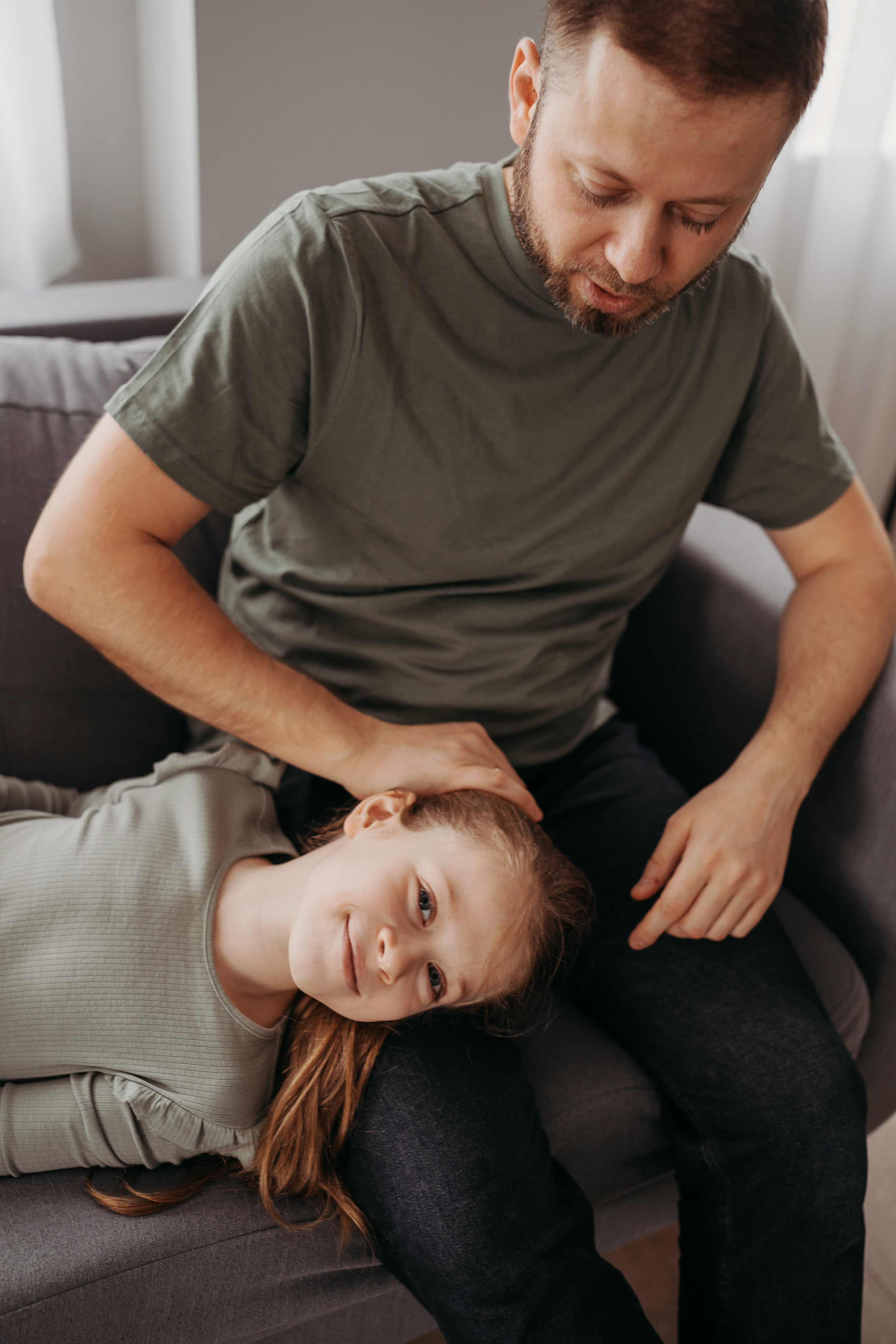 Настя, Саша, Даня и их родители. Фотограф новорожденных и детей первого года Евгения Михалькевич