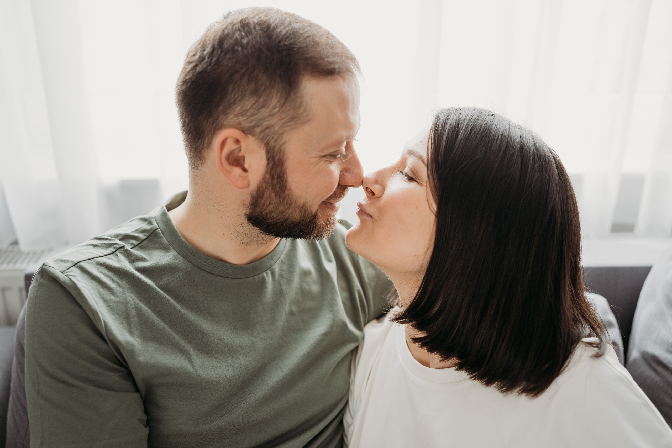 Настя, Саша, Даня и их родители. Фотограф новорожденных и детей первого года Евгения Михалькевич