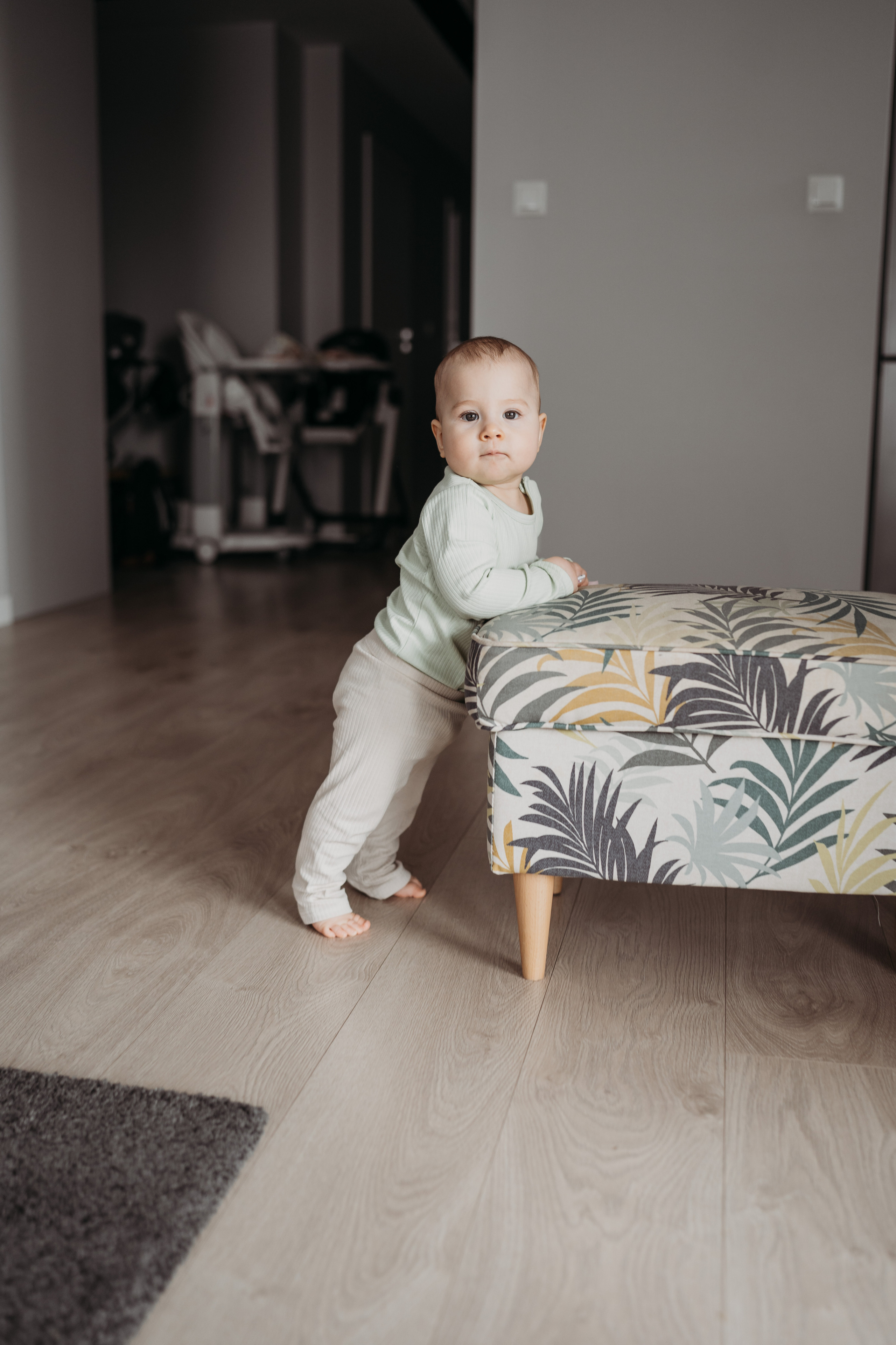 Настя, Саша, Даня и их родители. Фотограф новорожденных и детей первого года Евгения Михалькевич