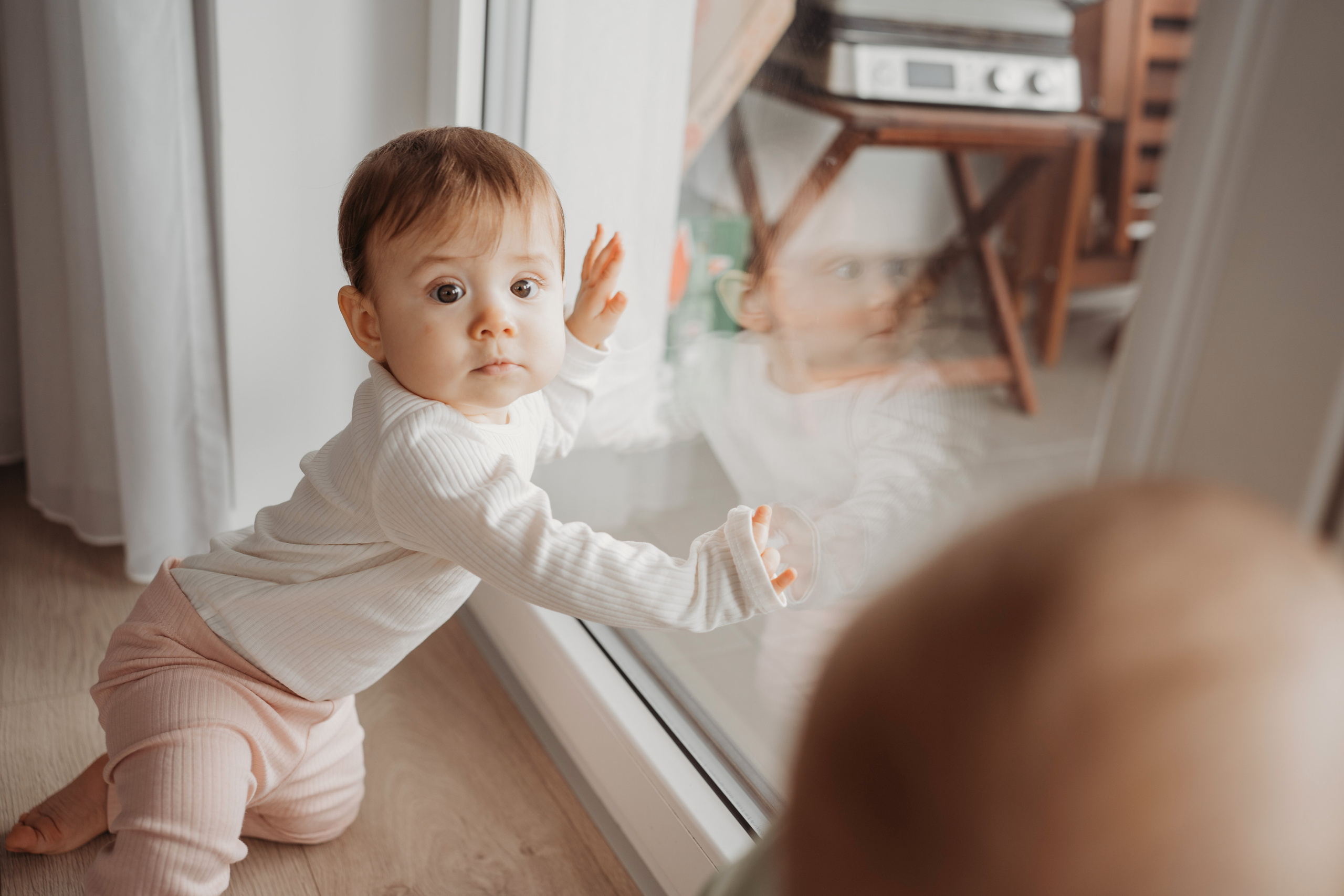 Настя, Саша, Даня и их родители. Фотограф новорожденных и детей первого года Евгения Михалькевич