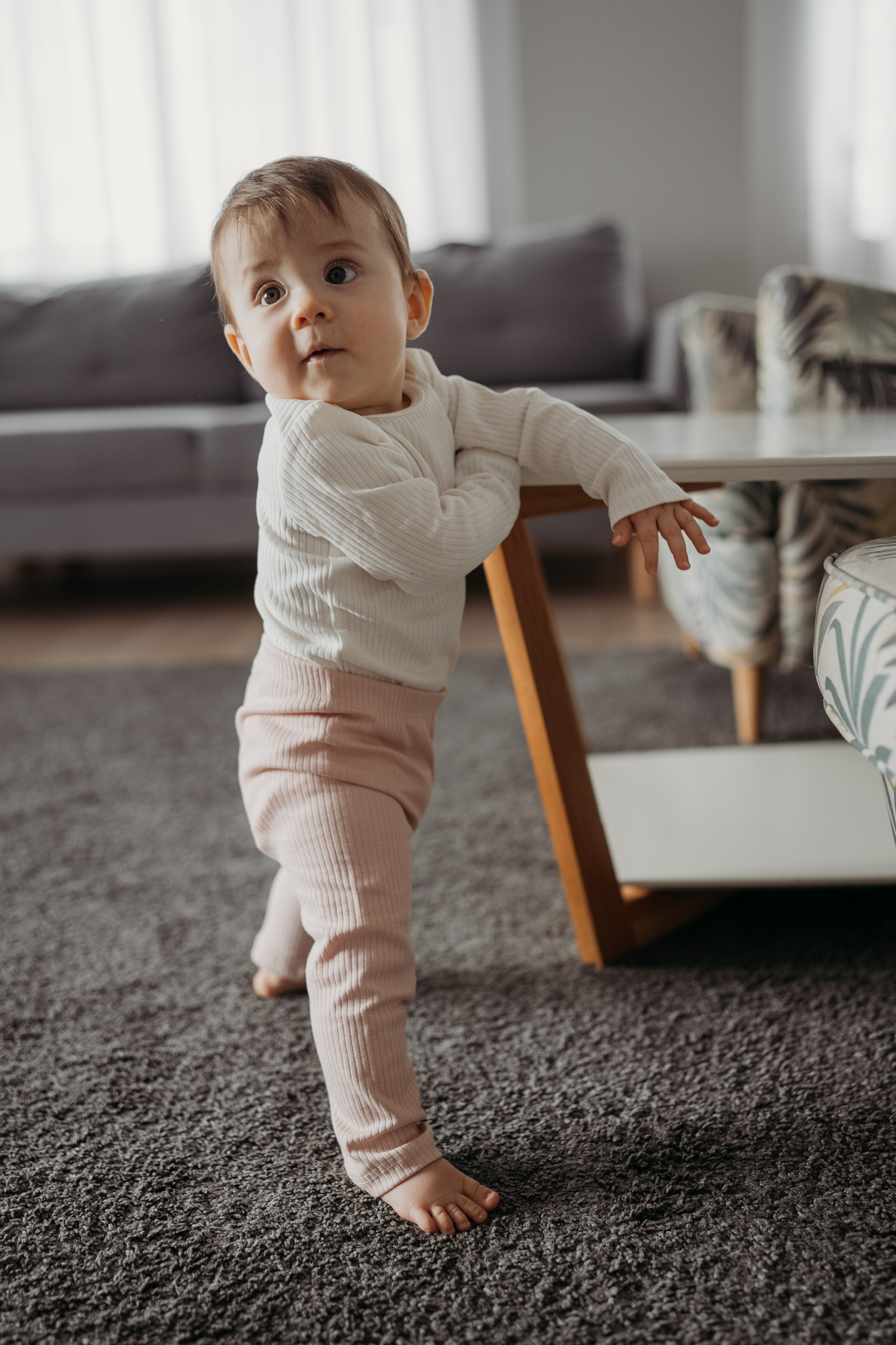 Настя, Саша, Даня и их родители. Фотограф новорожденных и детей первого года Евгения Михалькевич