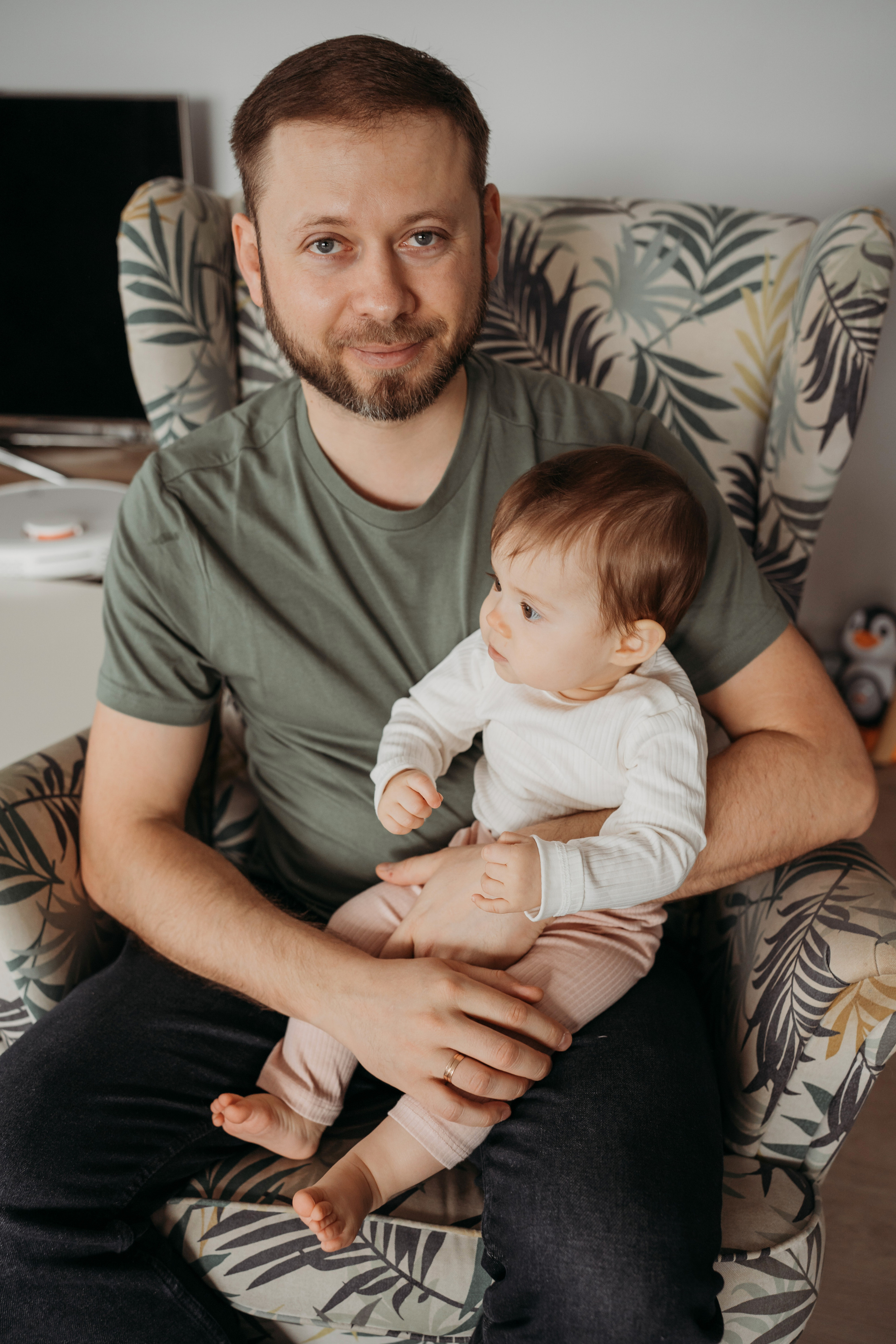 Настя, Саша, Даня и их родители. Фотограф новорожденных и детей первого года Евгения Михалькевич