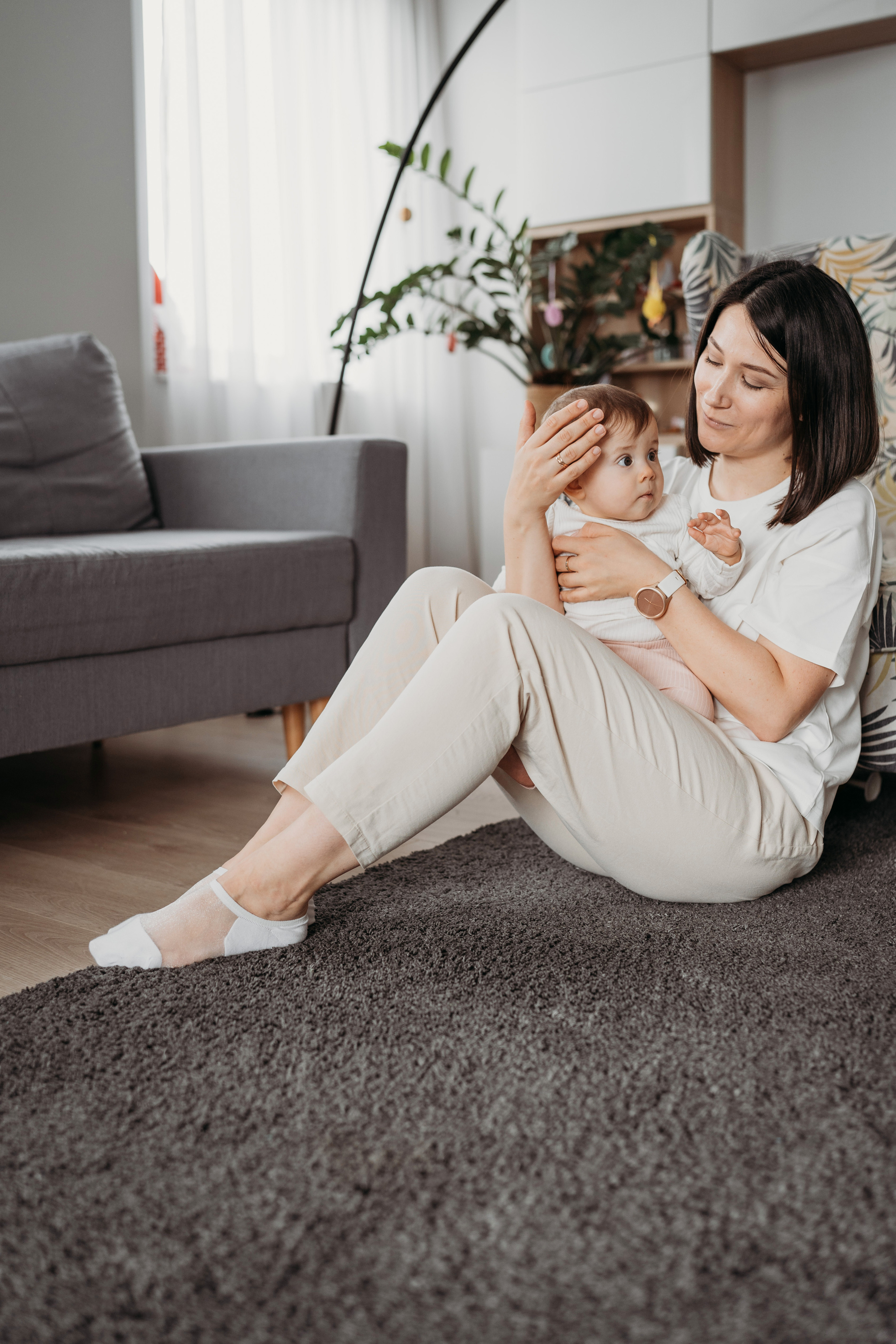 Настя, Саша, Даня и их родители. Фотограф новорожденных и детей первого года Евгения Михалькевич