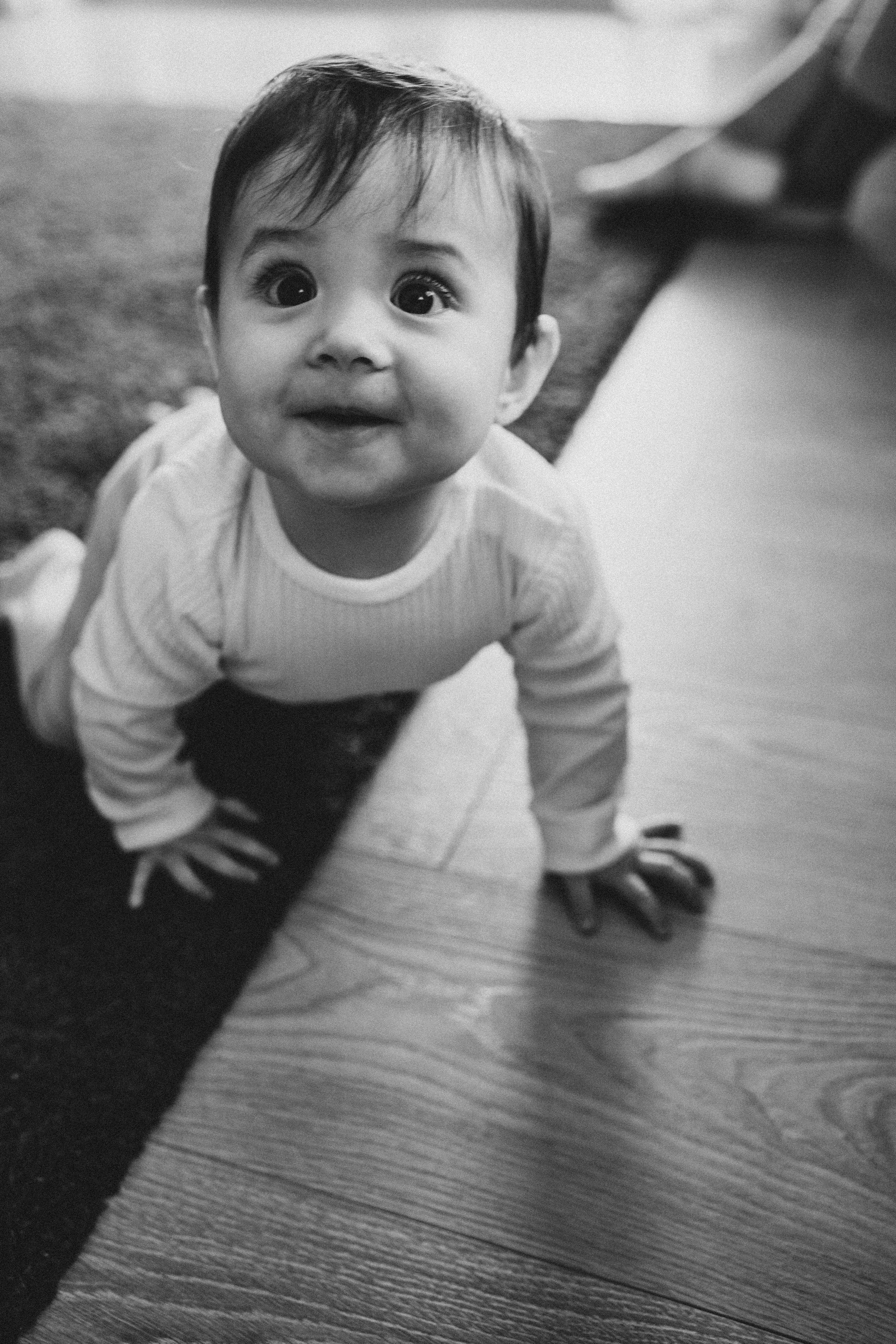 Настя, Саша, Даня и их родители. Фотограф новорожденных и детей первого года Евгения Михалькевич