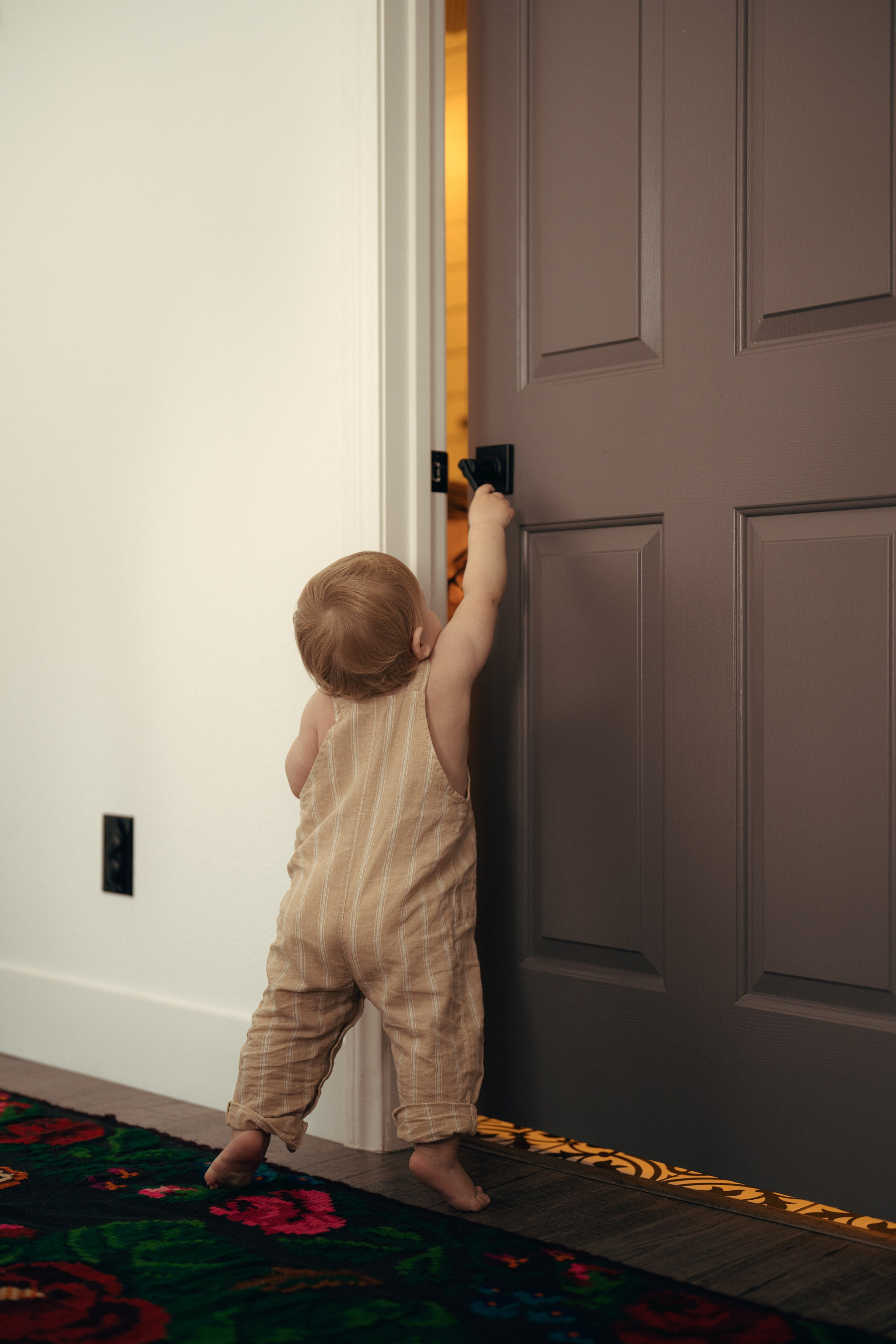 Liam Noah, Angela & Cooper. Wedding & elopement photographer Viktoriya Kravtsov. Las Vegas