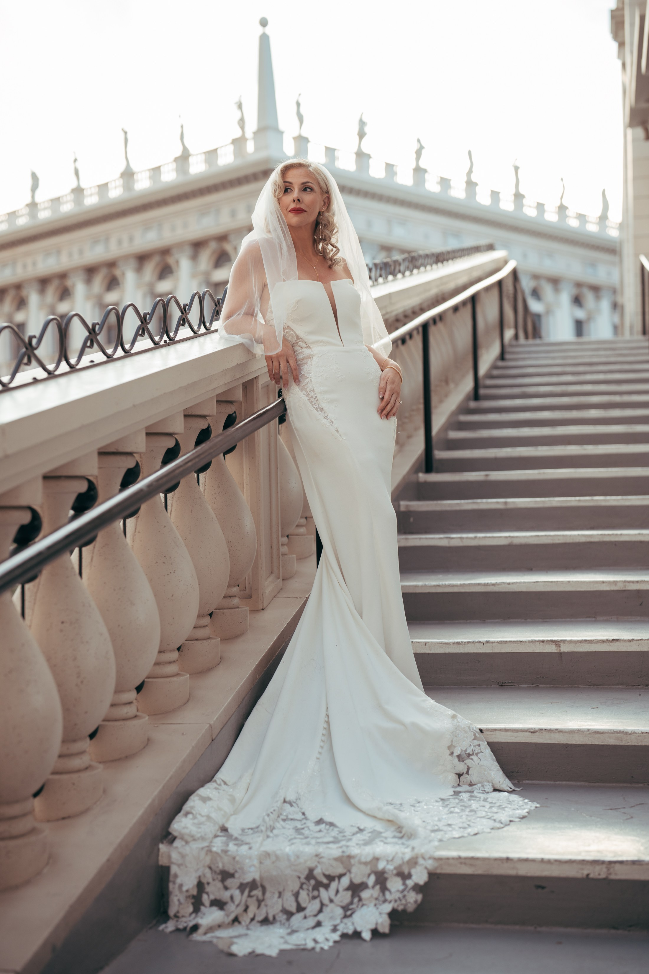Chris&Holly. Wedding & elopement photographer Viktoriya Kravtsov. Las Vegas