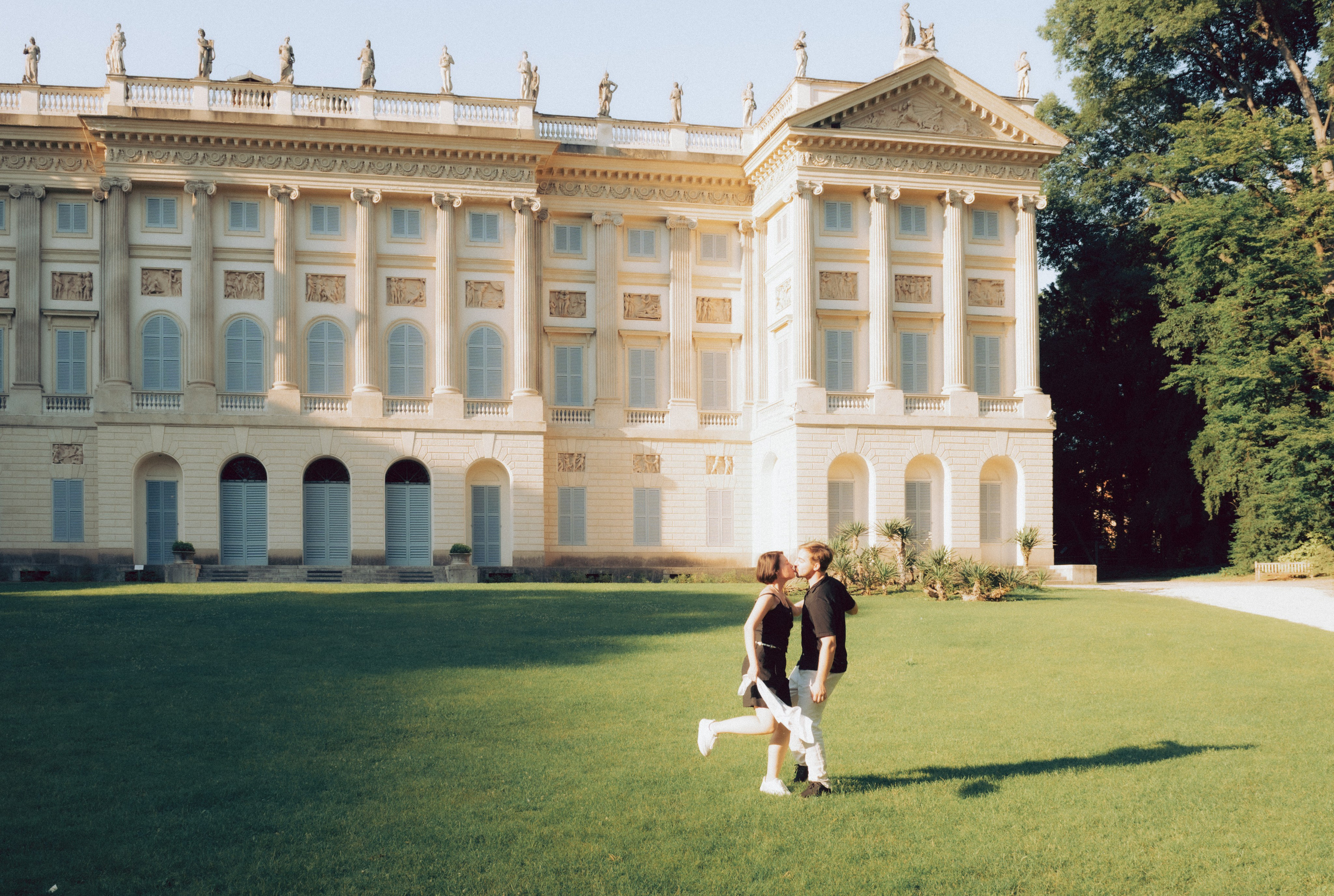 Summer in Milan. AnaMilanoFoto | Couple & Wedding Photographer in Milan