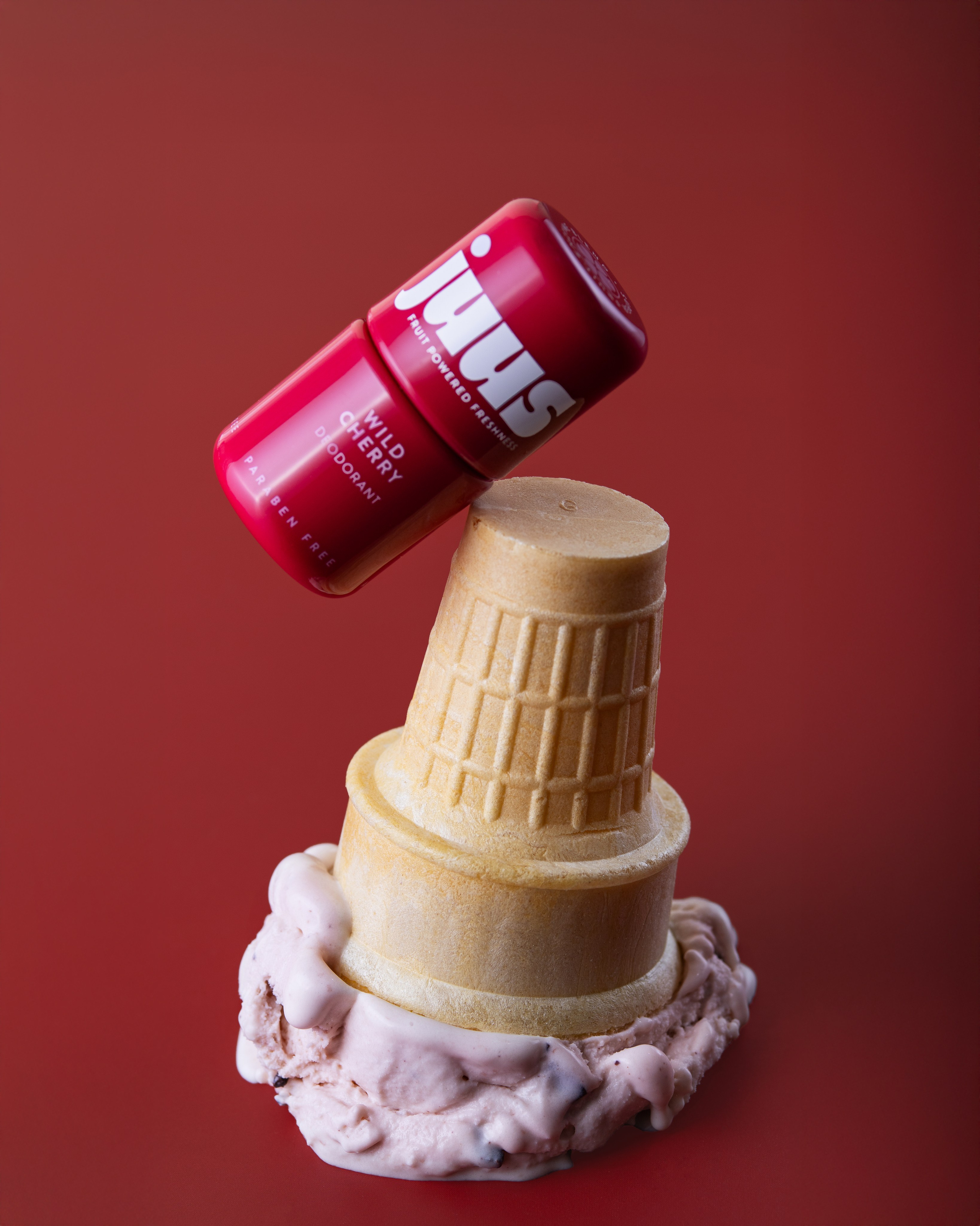 JUUS. LILIIA ZABOTKINA product photographer California