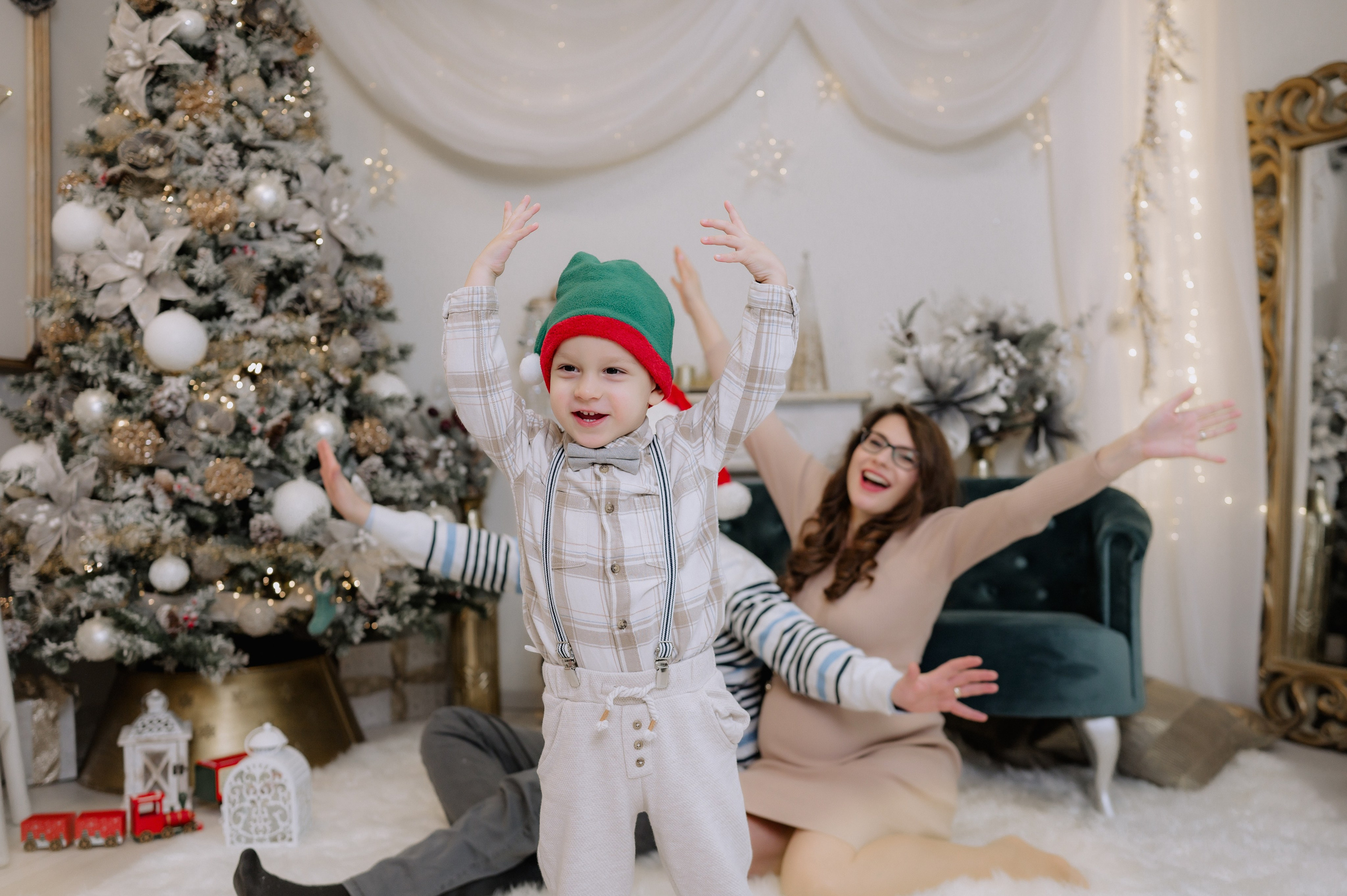 Sedinta foto craciun. Proud Vision Weddings | Wedding Photography & Film — Servicii profesionale Foto Video Nunta Iasi