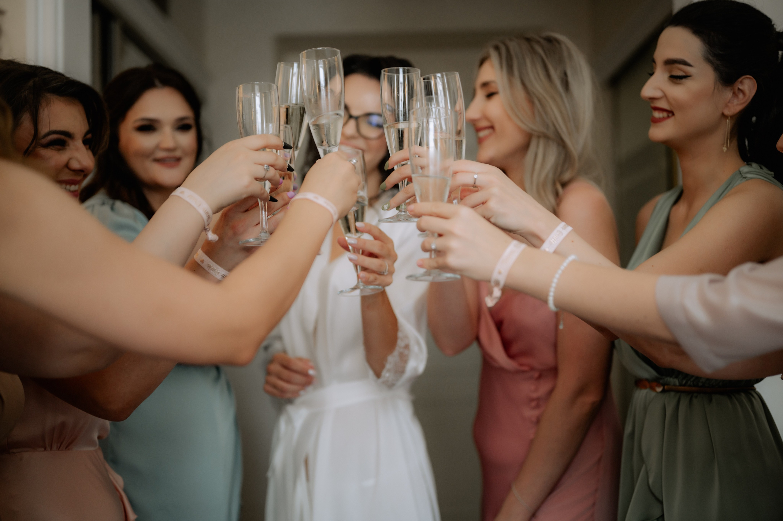 Fotograf Nunta Bucuresti la Baroque Events and Garden. Proud Vision Weddings | Wedding Photography & Film — Servicii profesionale Foto Video Nunta Iasi