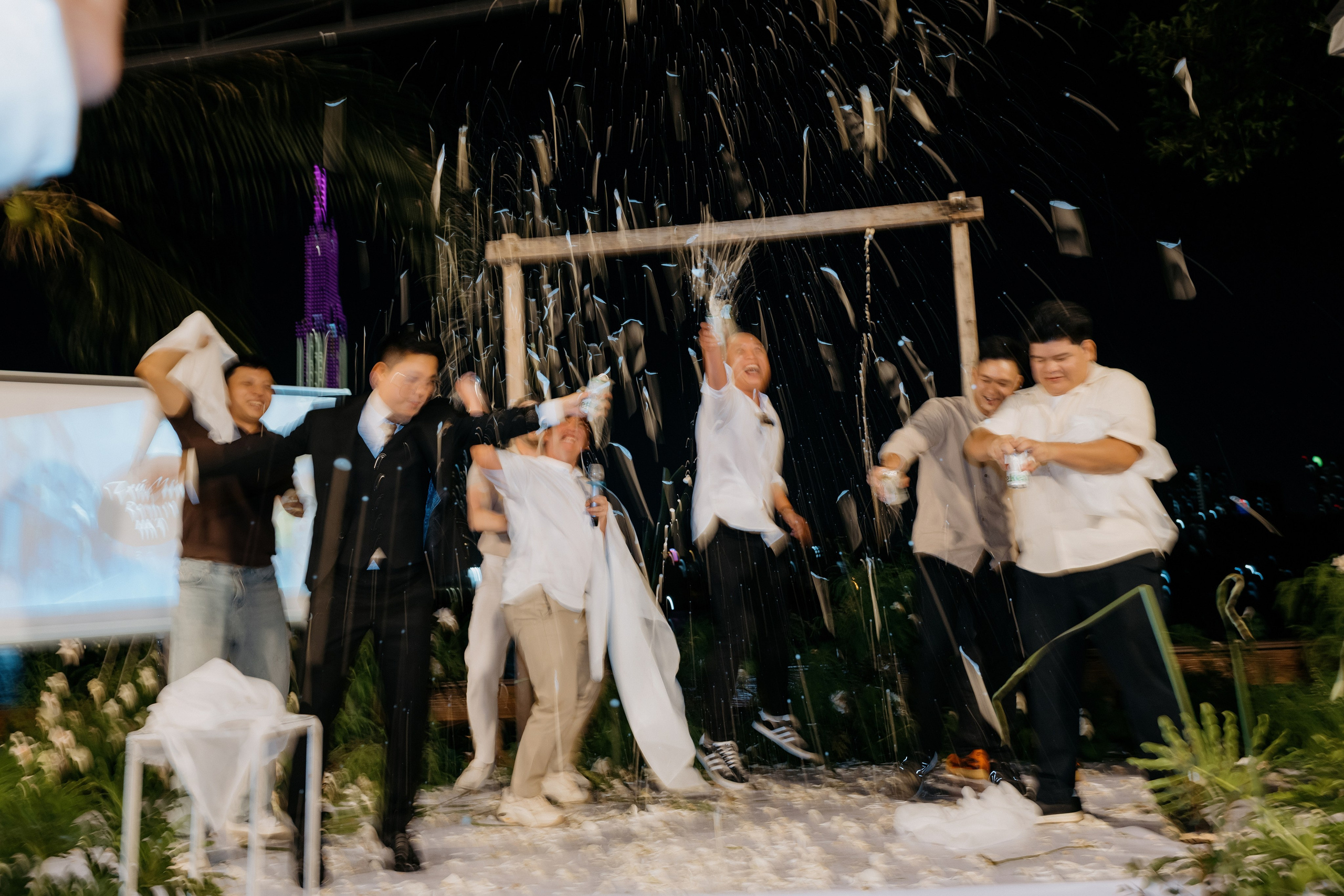 DO & ANH/Destination Wedding. Nhiếp ảnh gia đám cưới hàng đầu tại Thành Phố Hồ Chí Minh