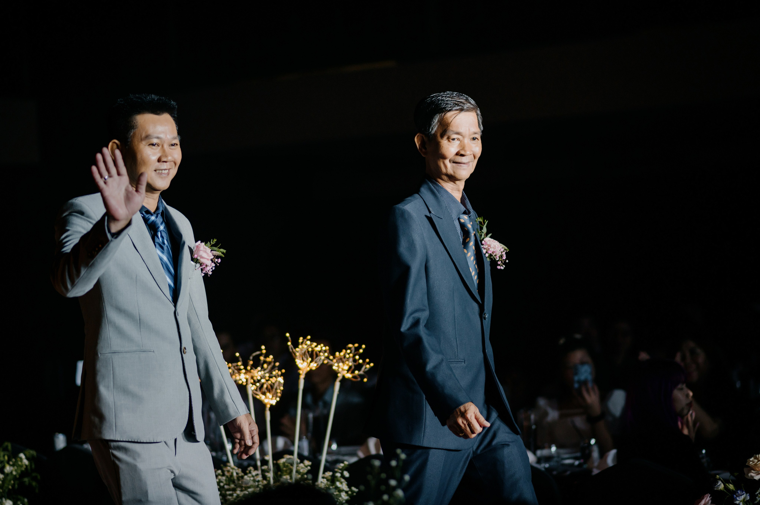 KHANG & QUYEN / Lavela Hotel. Saigon Wedding Present | Art Beyond Moments