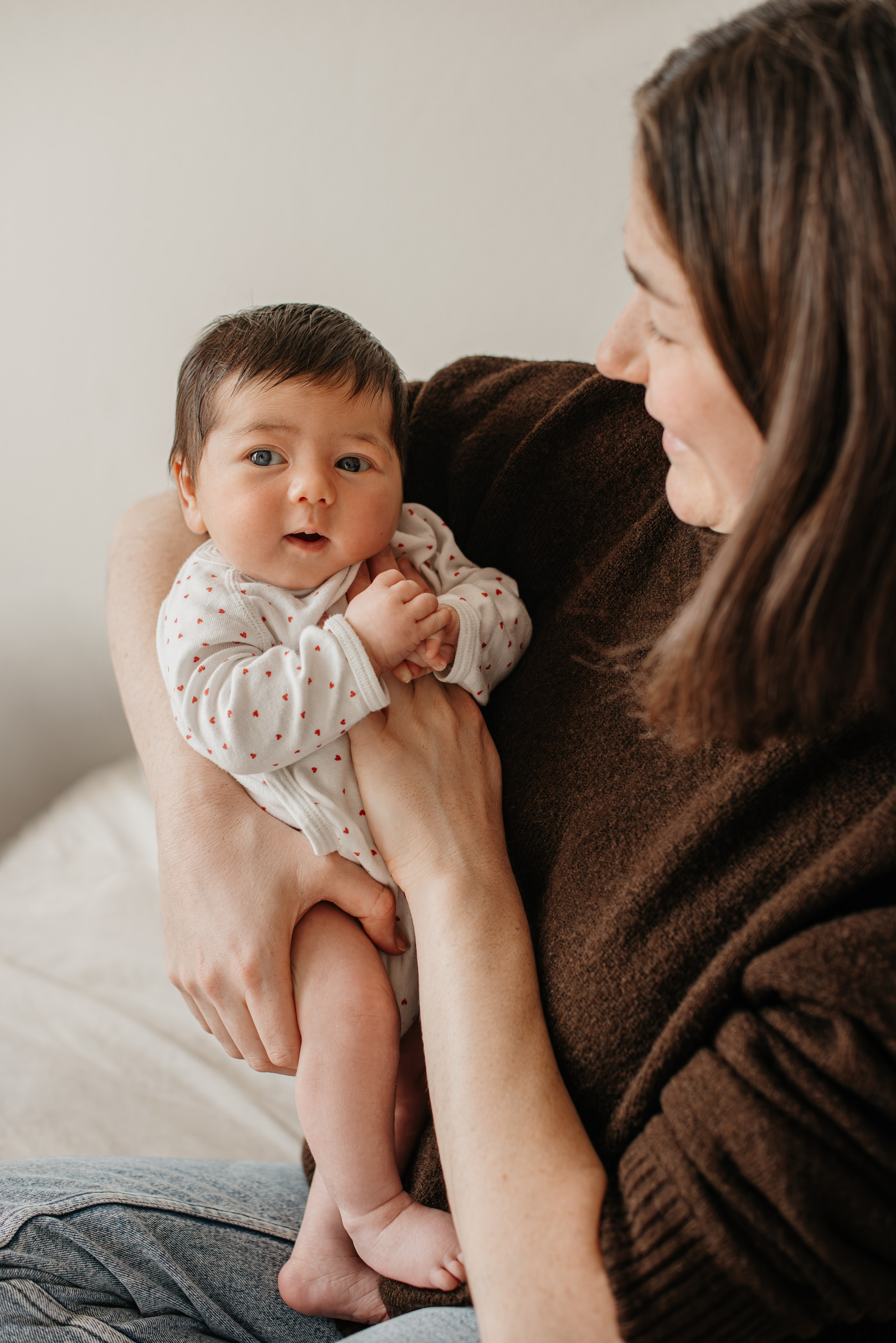 Exemples de séances photo bébé & famille à Toulouse — Evolution. Evolution — projet photo du premier an de bébé à Toulouse