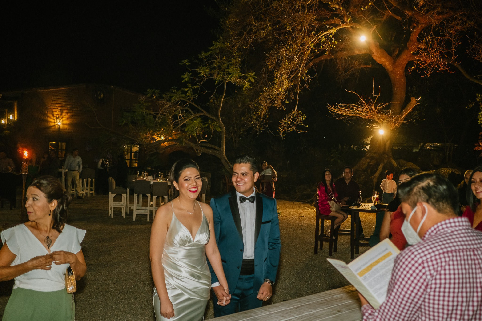 Yenisel & Raul / Tepoztlan. Wedding and family photographer in Mexico City
