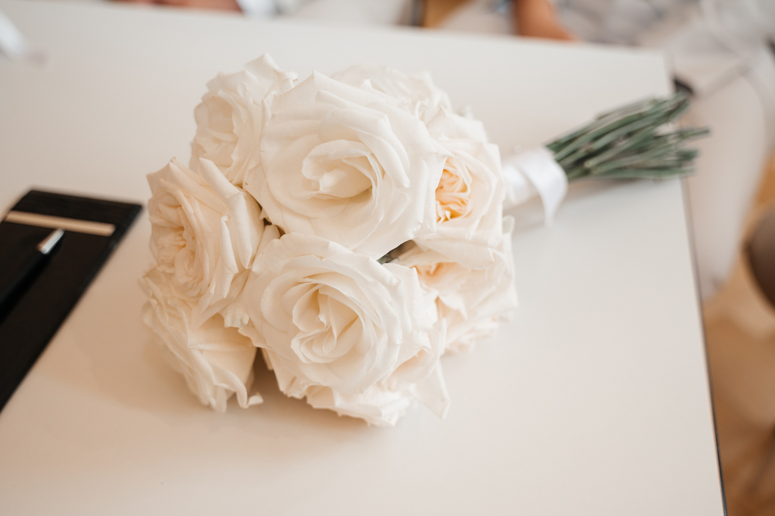 D & M im Restaurant Elfrather Mühle. Wedding Photographer Germany