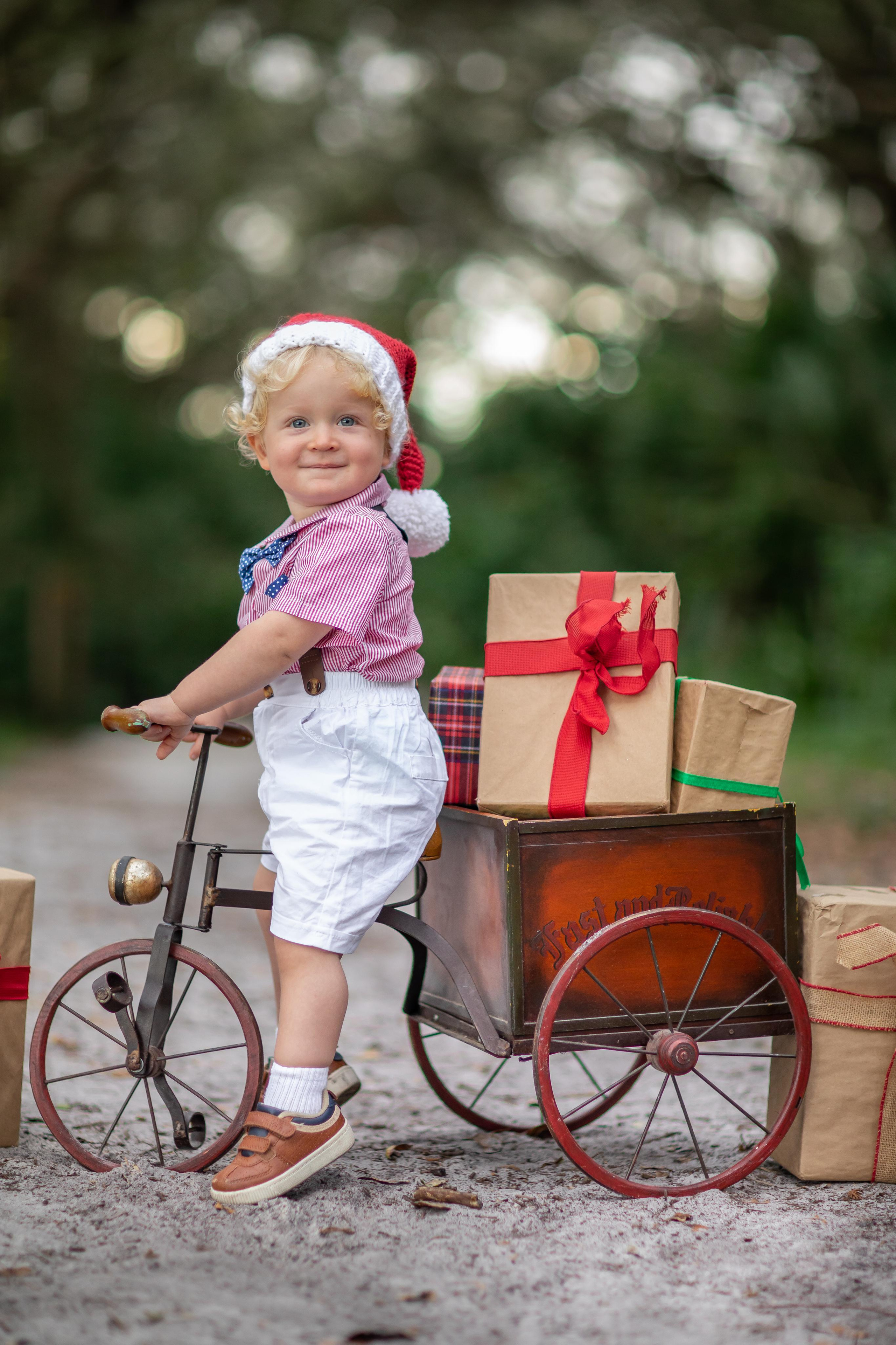 Leon Christmas Mini. Family and Event photographer in Homestead and Miami areas of Florida