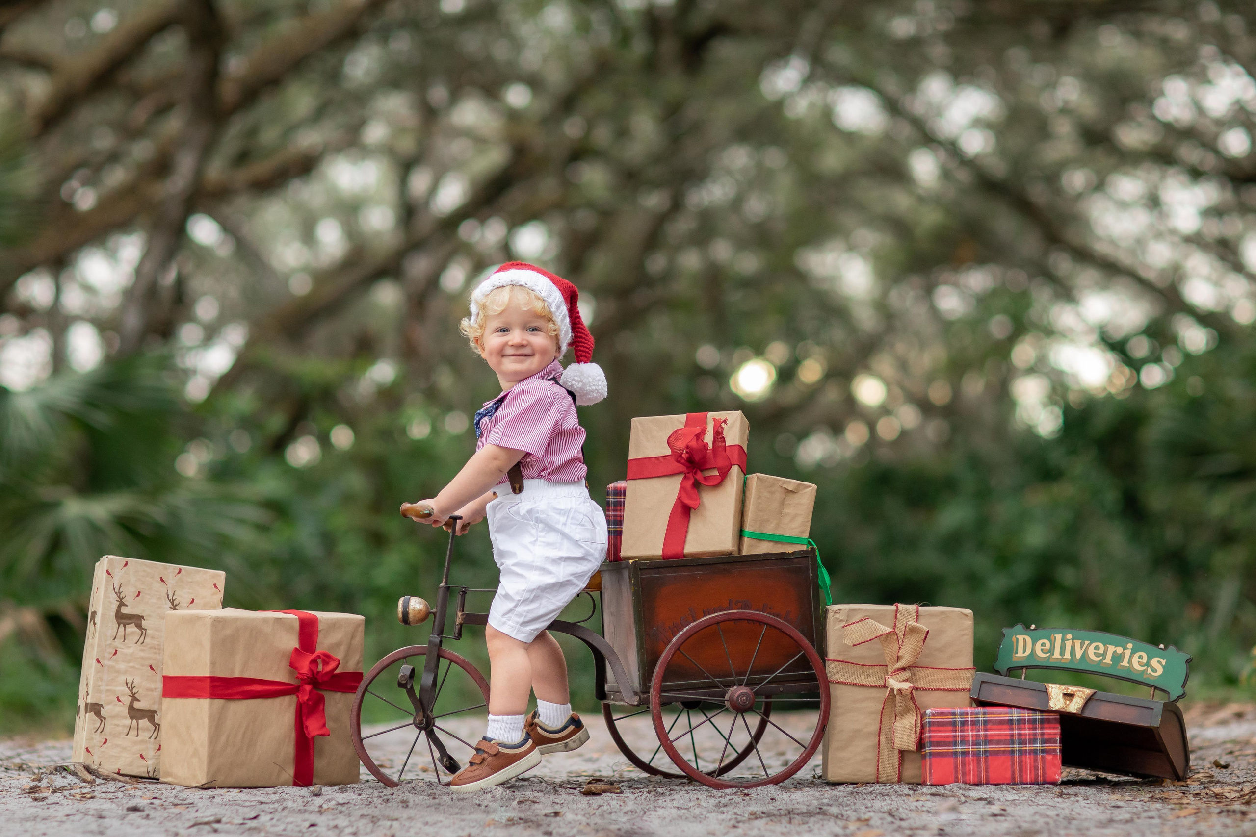 Leon Christmas Mini. Family and Event photographer in Homestead and Miami areas of Florida